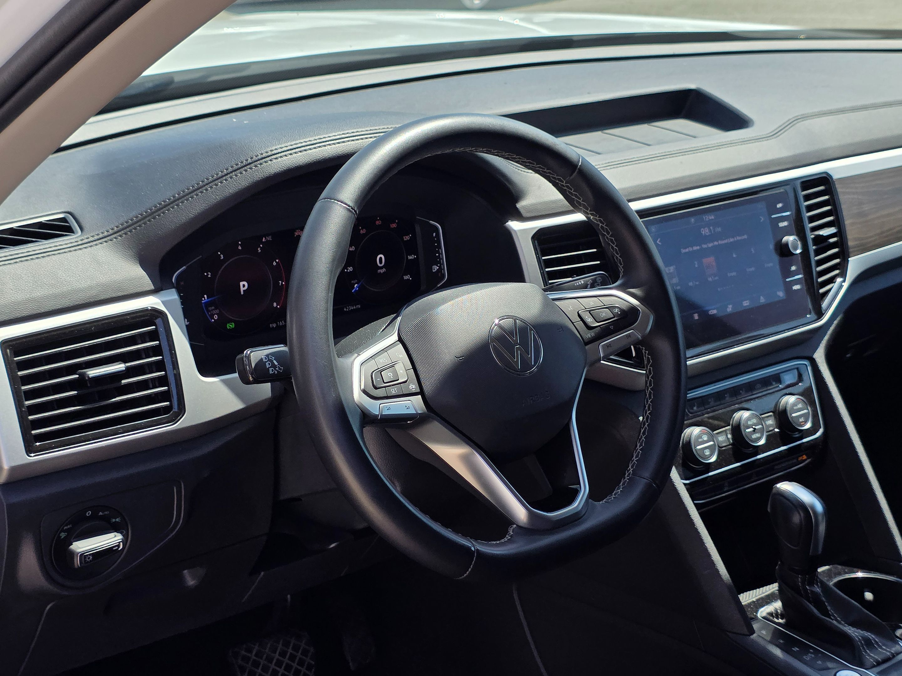 2022 Volkswagen Atlas V6 SE Technology photo 10