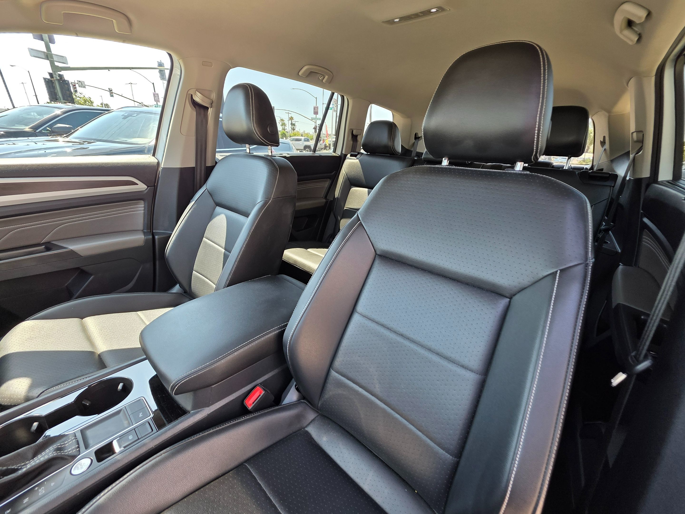 2022 Volkswagen Atlas V6 SE Technology photo 12