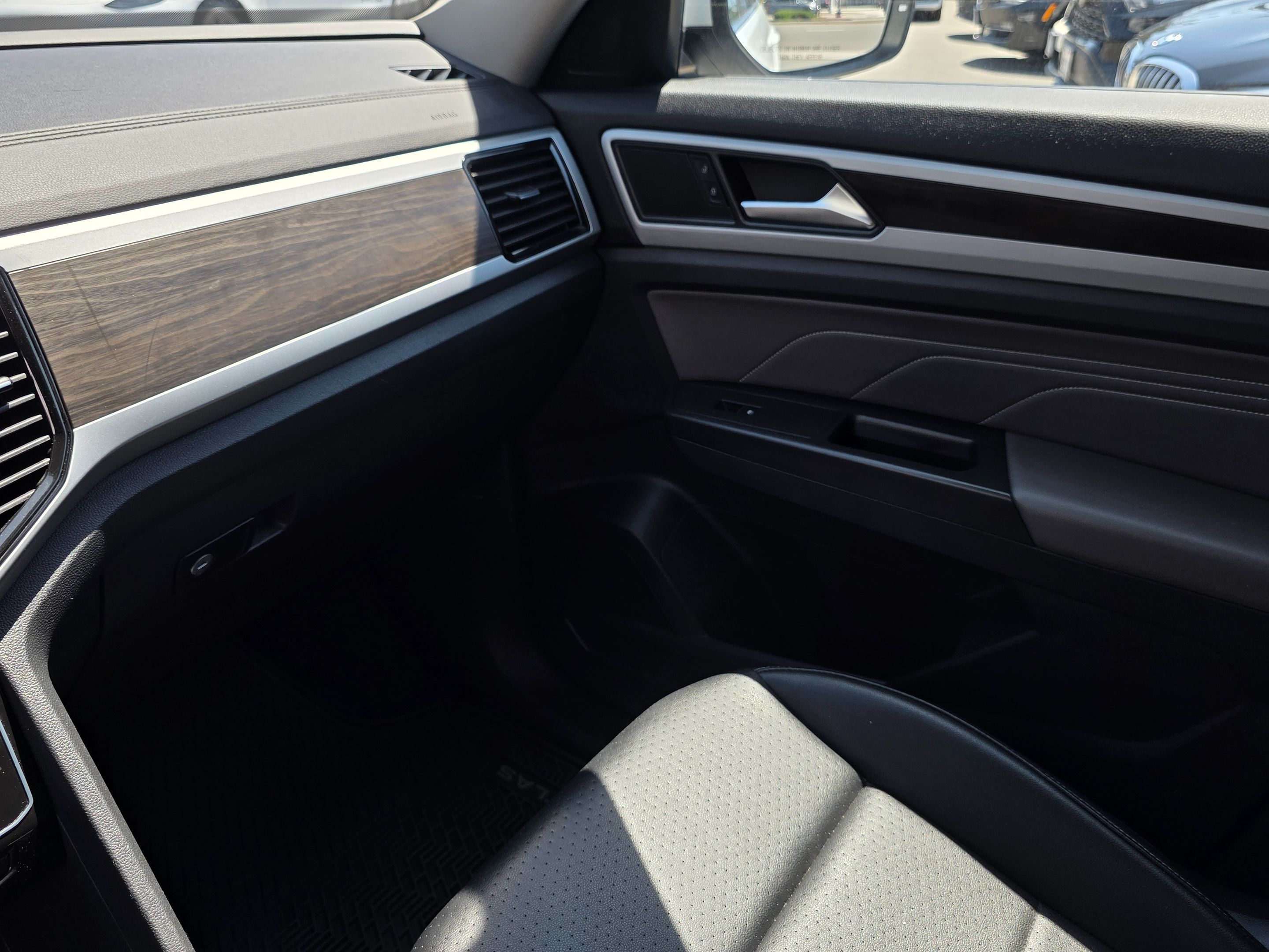 2022 Volkswagen Atlas V6 SE Technology photo 34