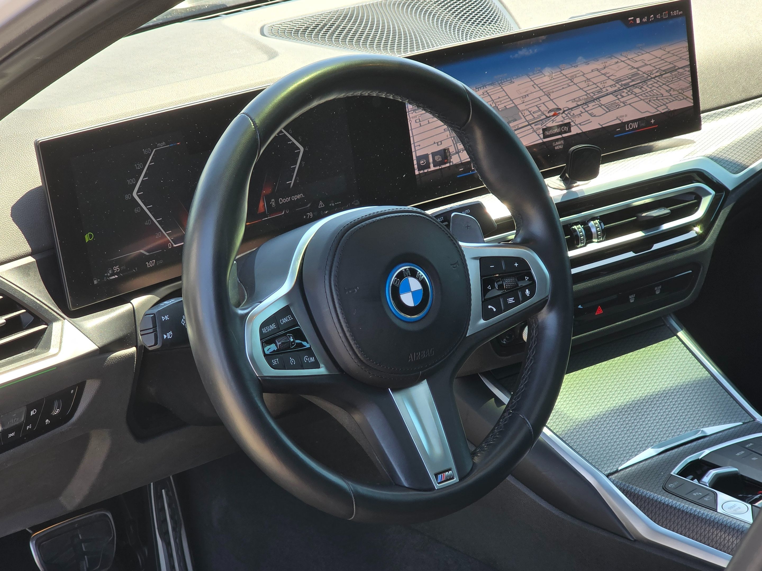 2023 Bmw 330e photo 23