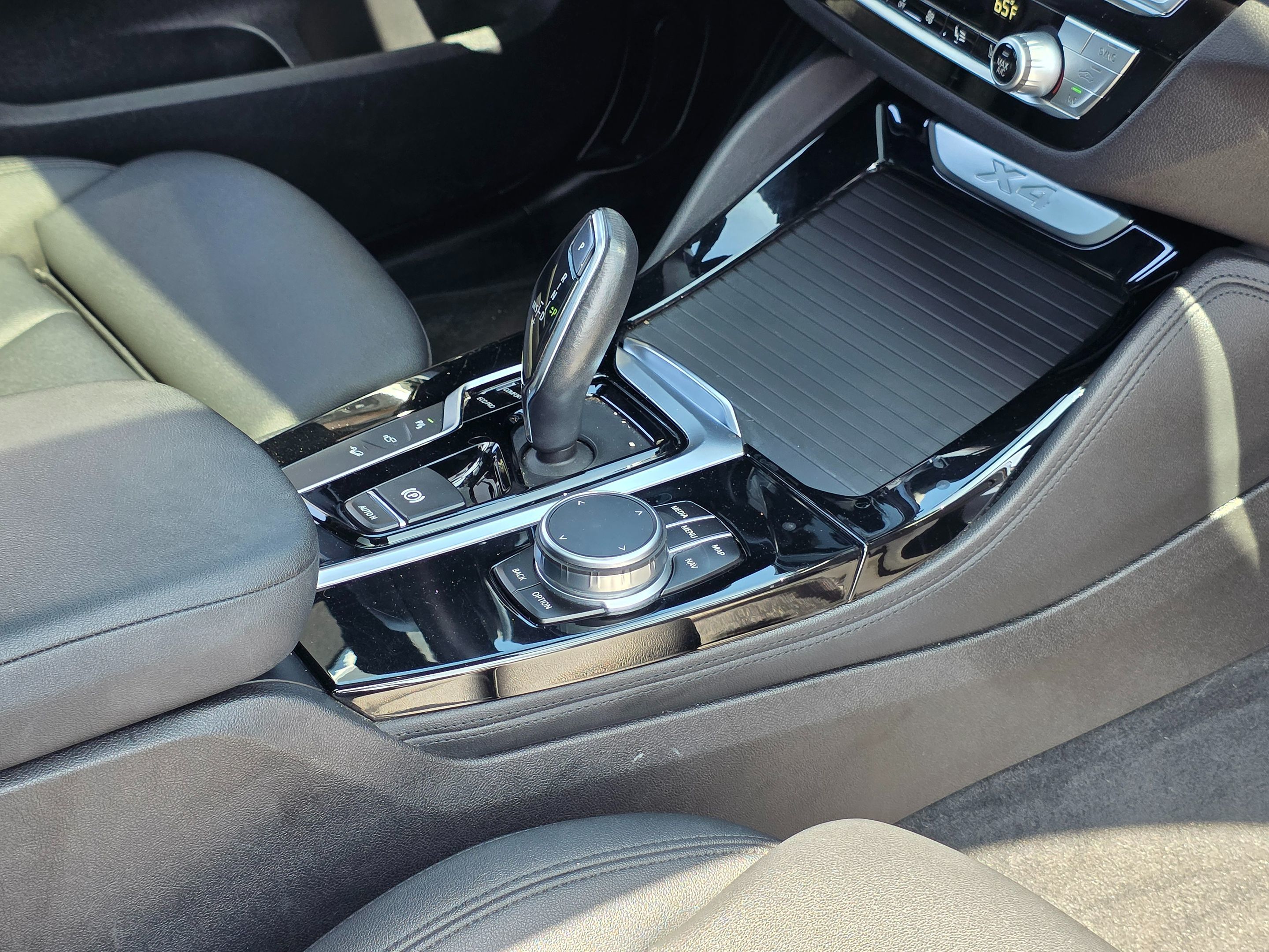 2021 Bmw X4 xDrive30i photo 3