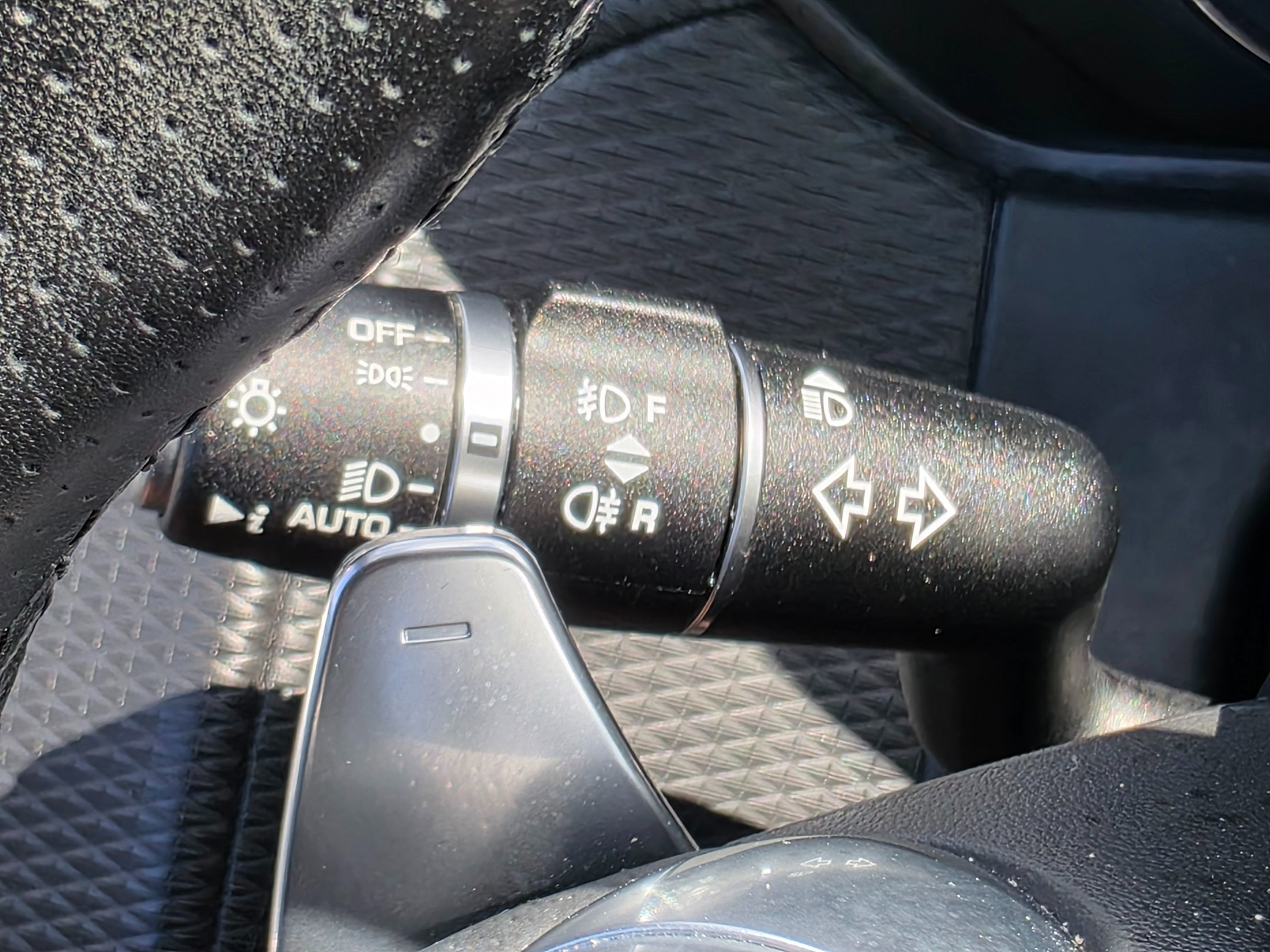2020 Land Rover Range Rover Velar R-Dynamic S photo 44