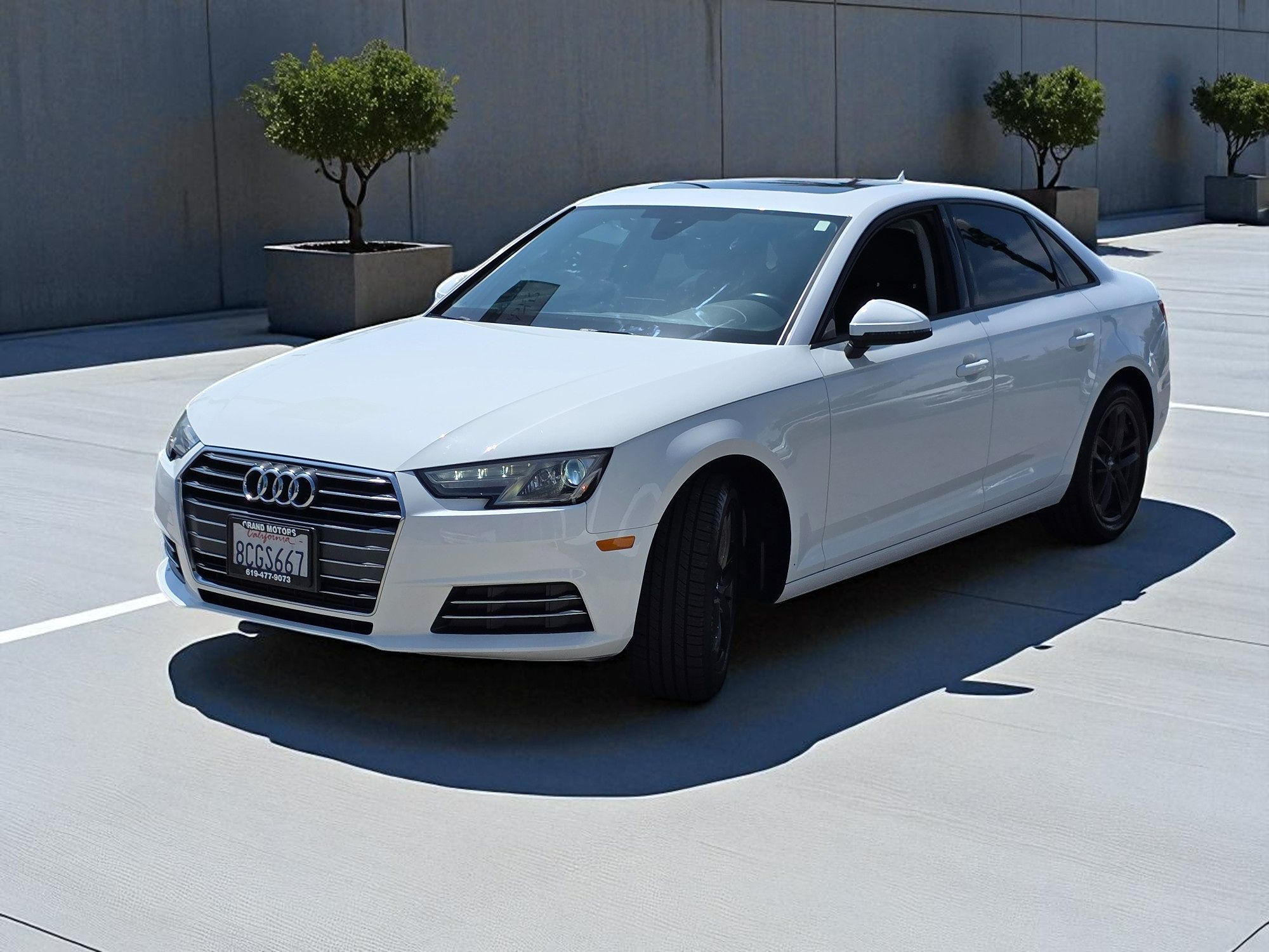 2017 Audi A4 Premium photo 6