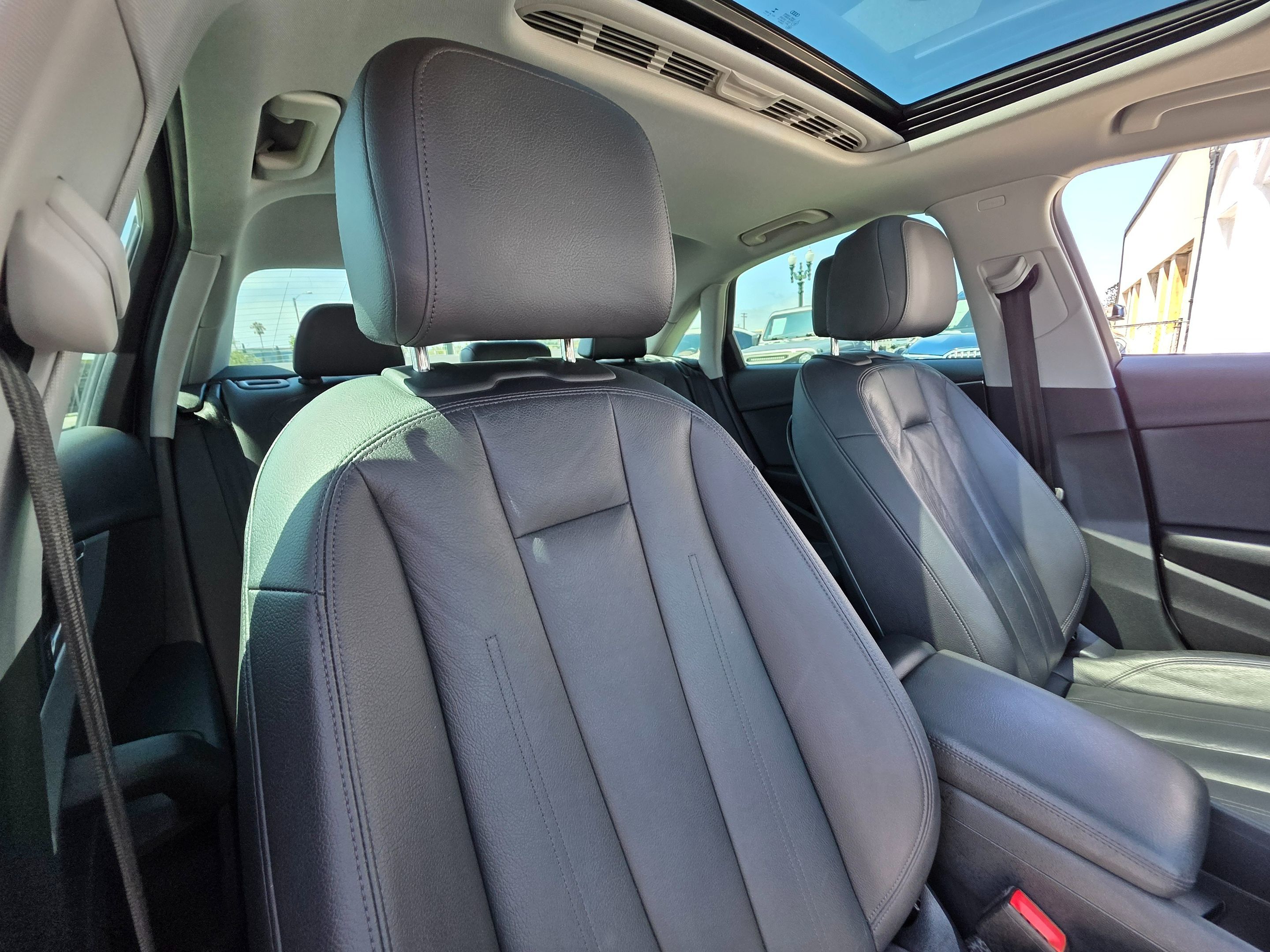 2017 Audi A4 Premium photo 19