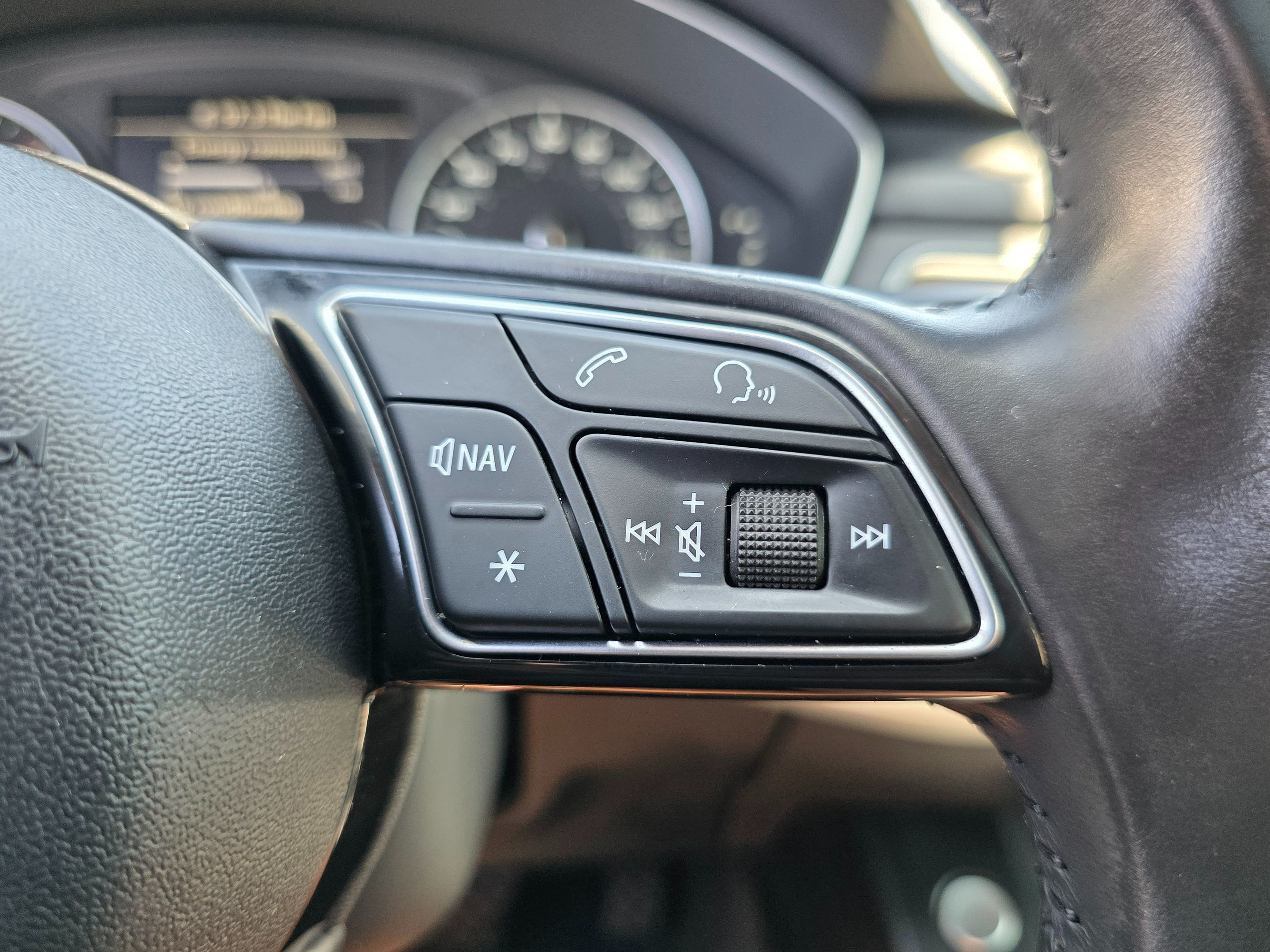 2017 Audi A4 Premium photo 35