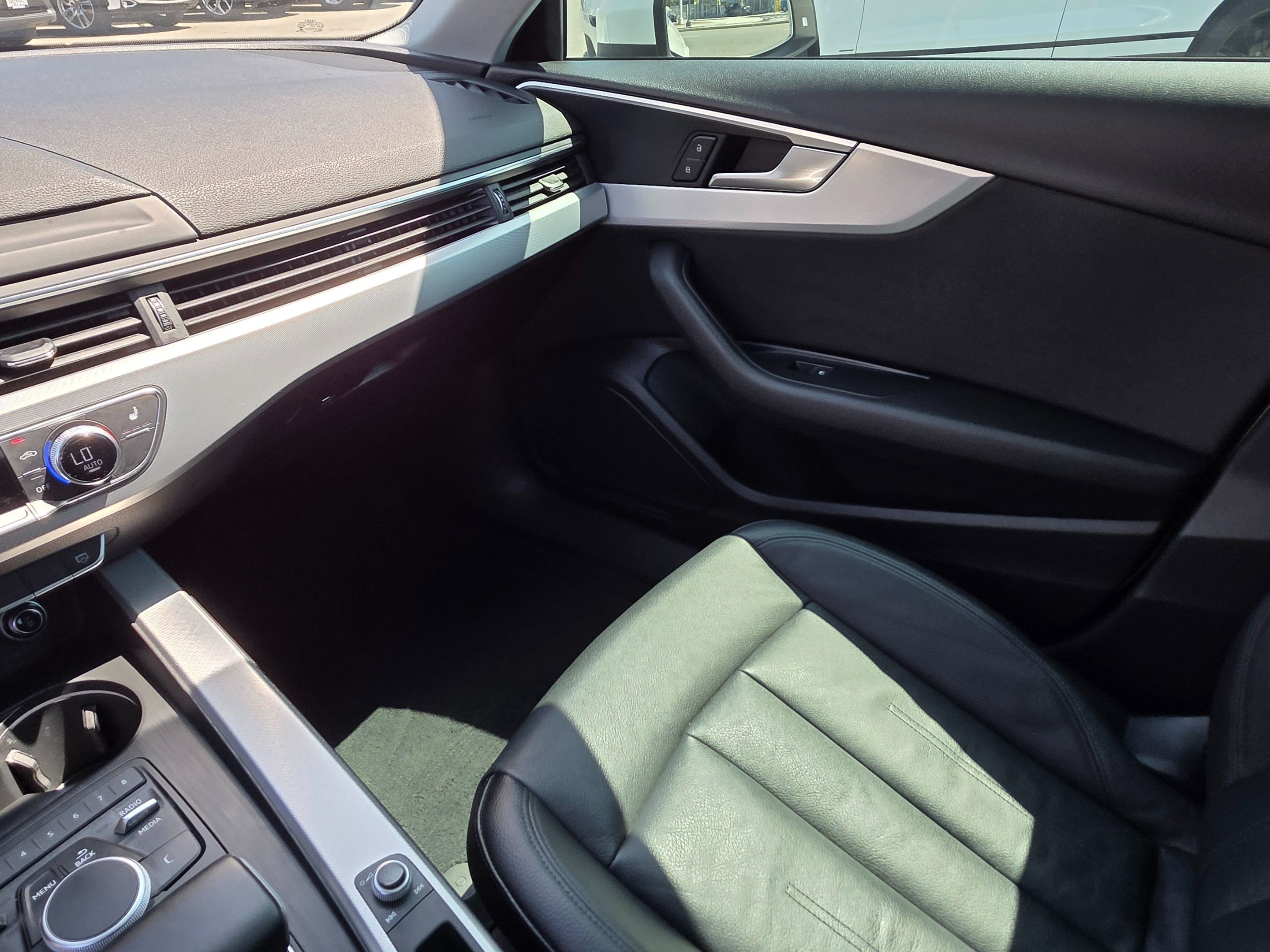 2017 Audi A4 Premium photo 44