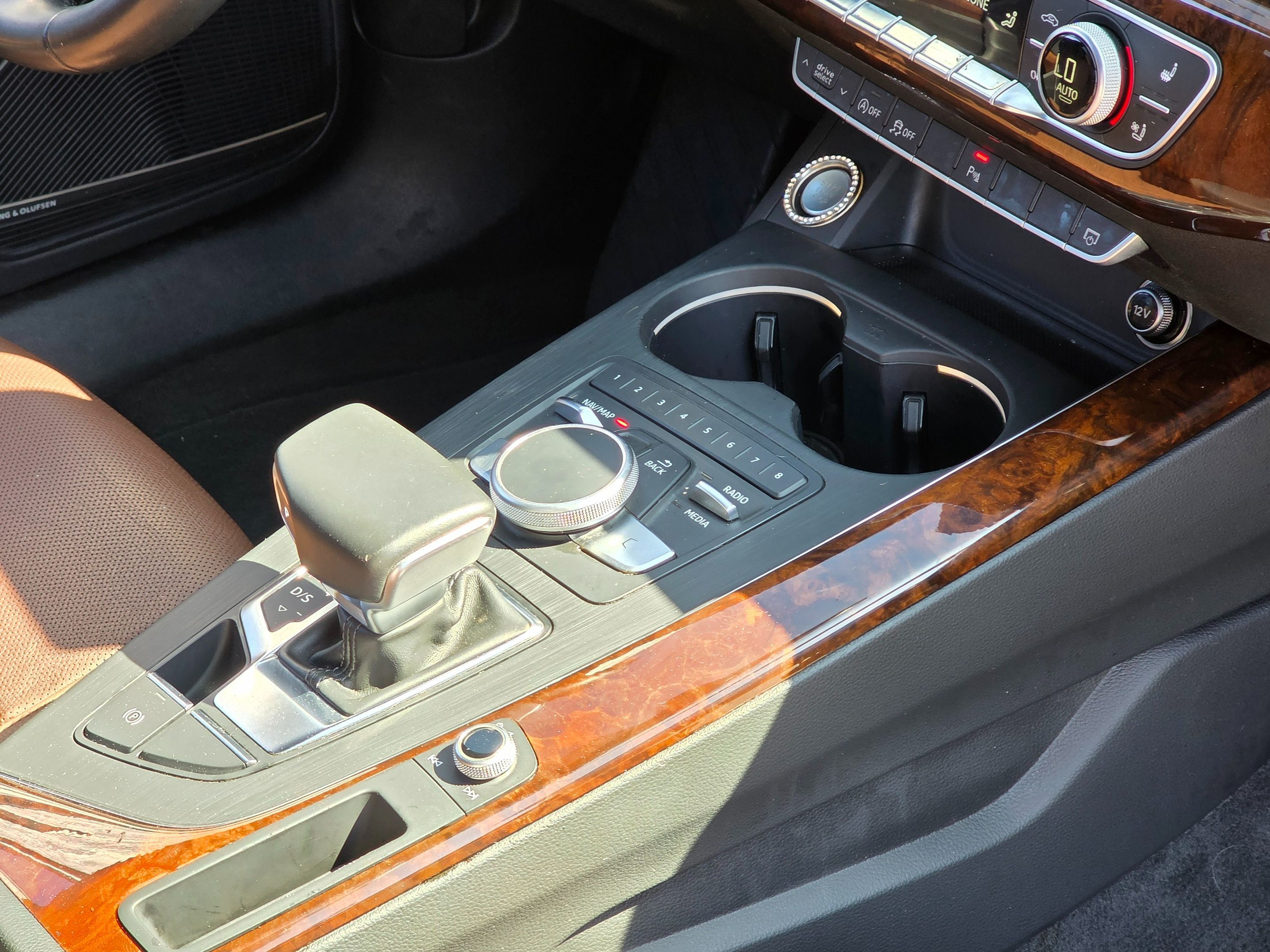 2018 Audi A5 Premium Plus Quattro photo 3