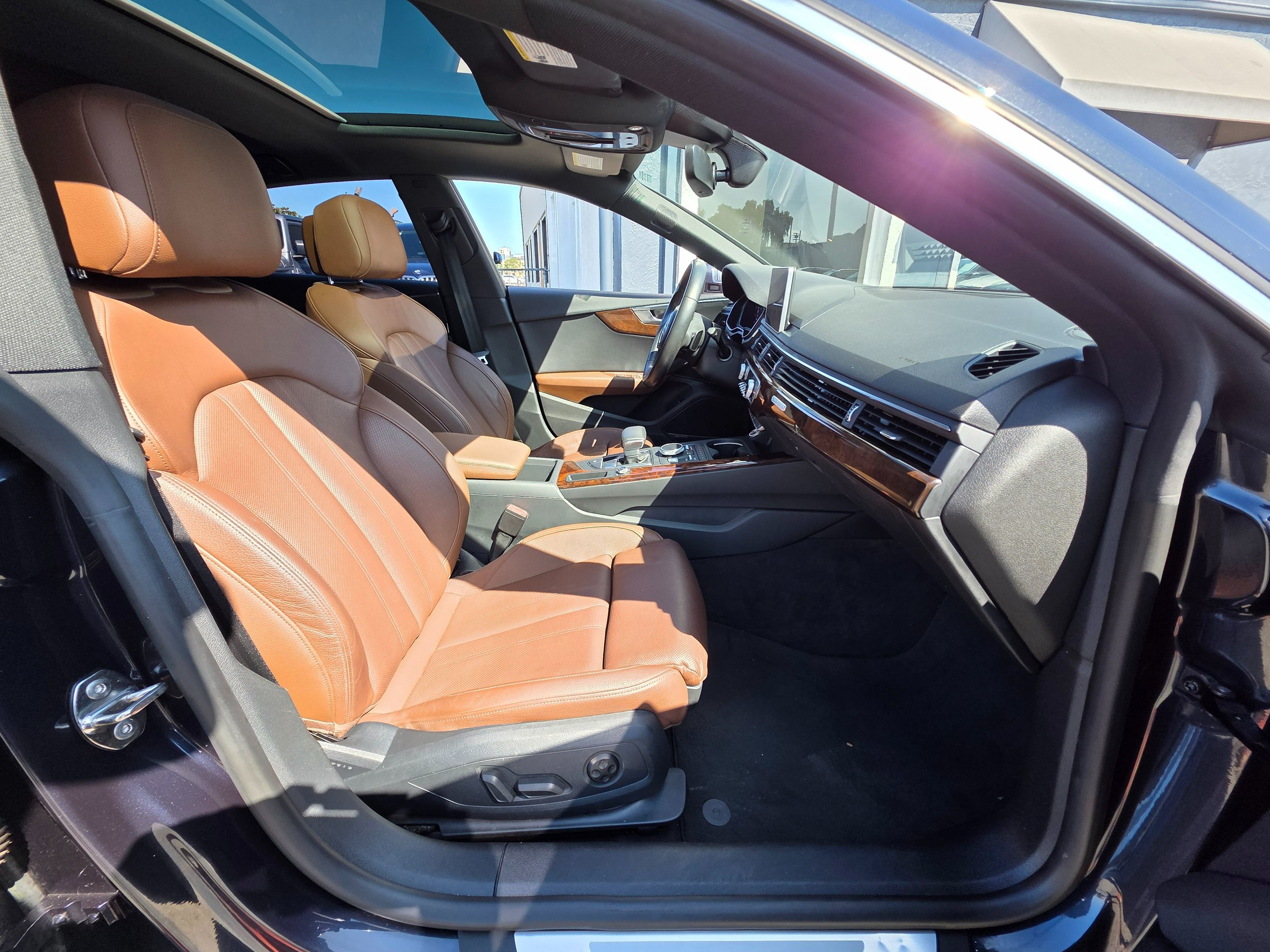 2018 Audi A5 Premium Plus Quattro photo 4