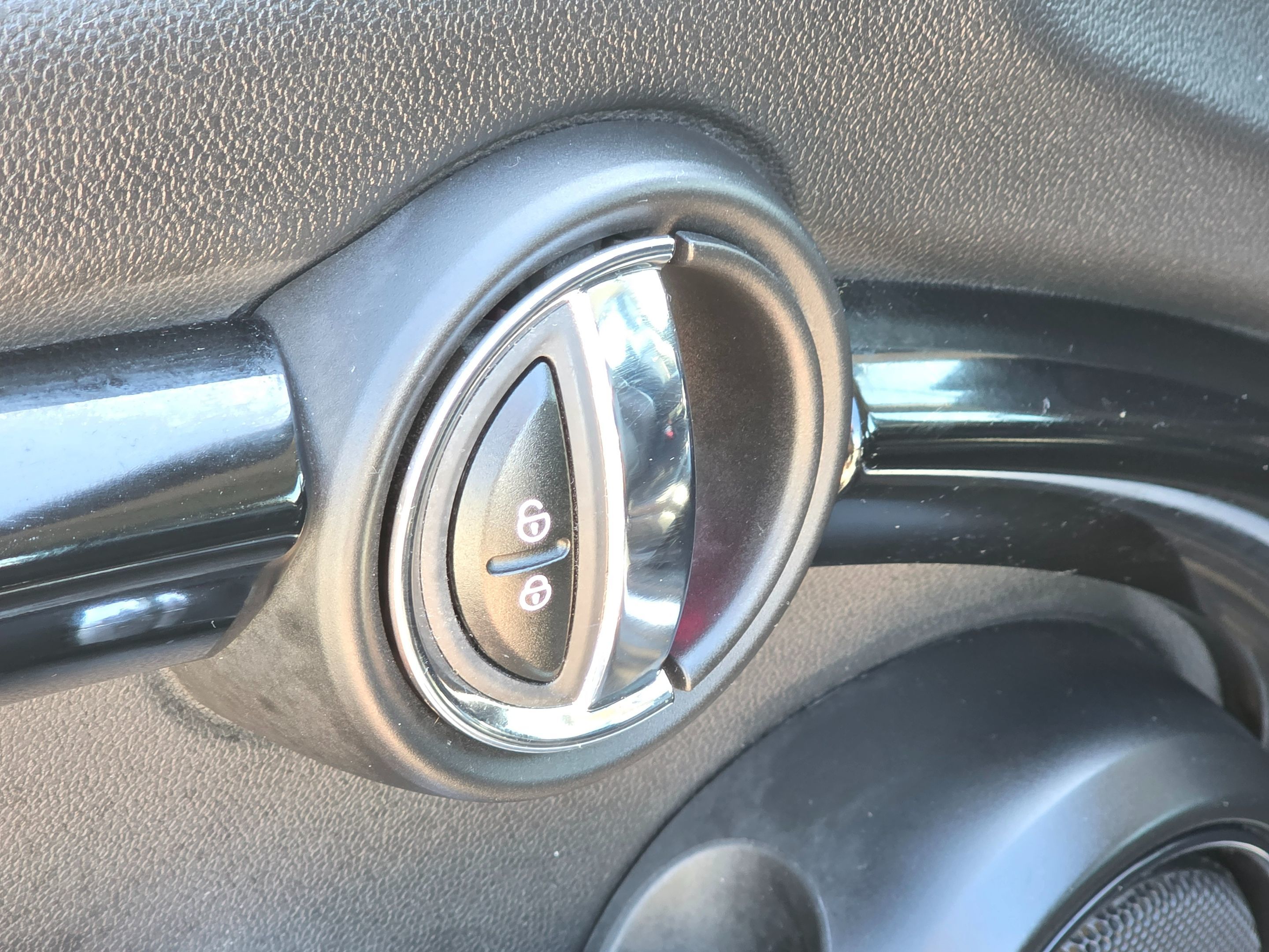 2016 Mini Cooper Hardtop S photo 9