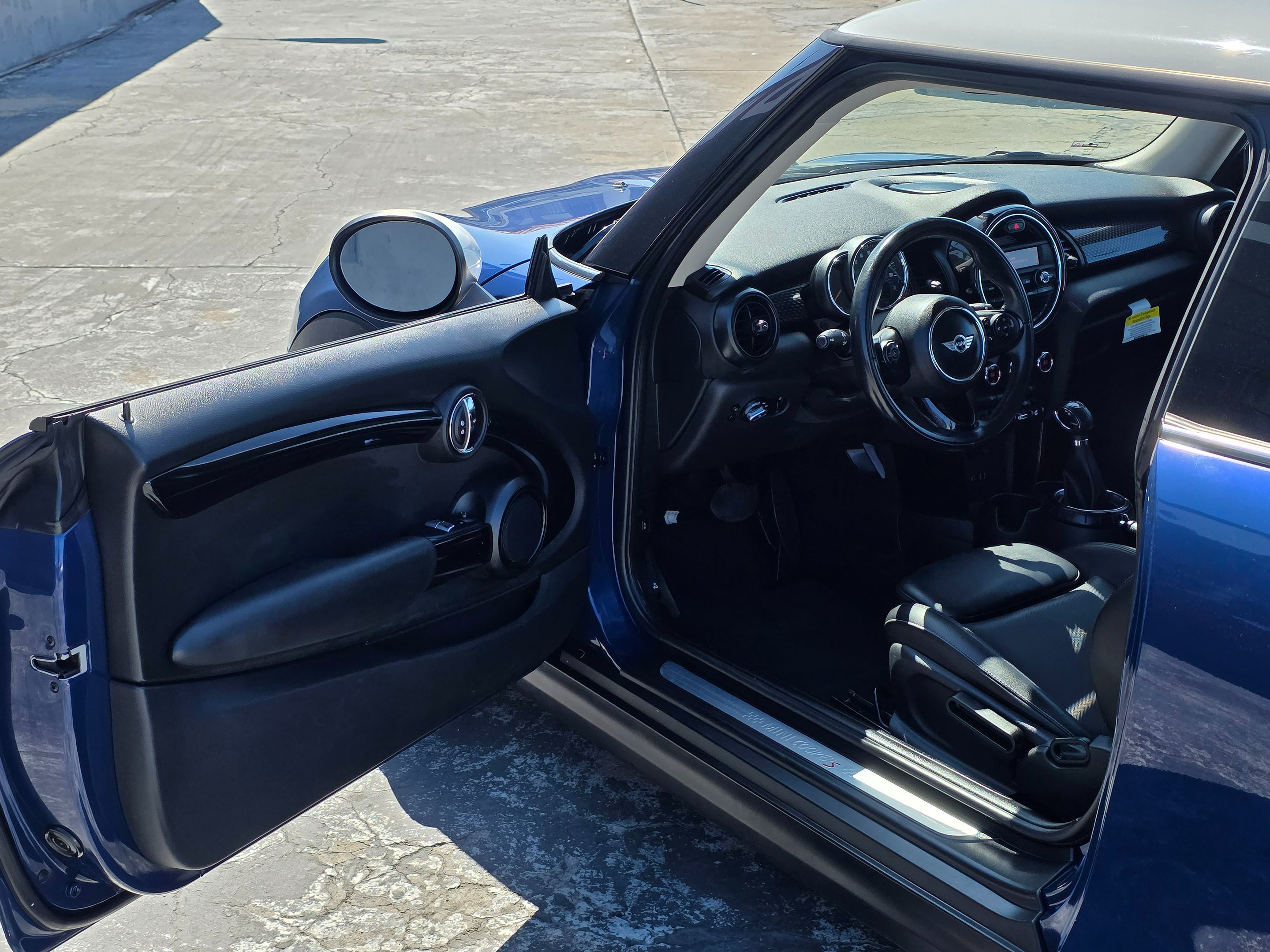 2016 Mini Cooper Hardtop S photo 23