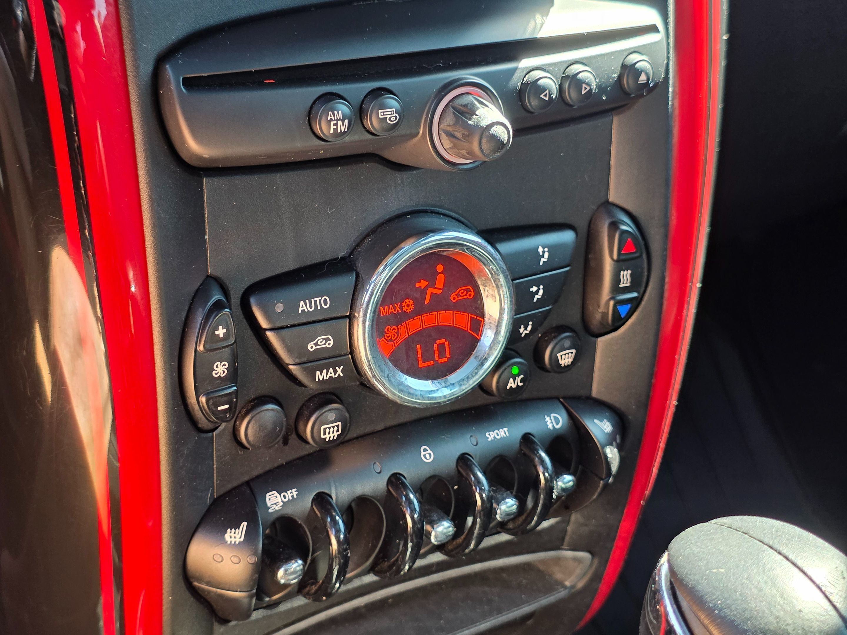 2015 Mini Countryman John Cooper Works photo 18