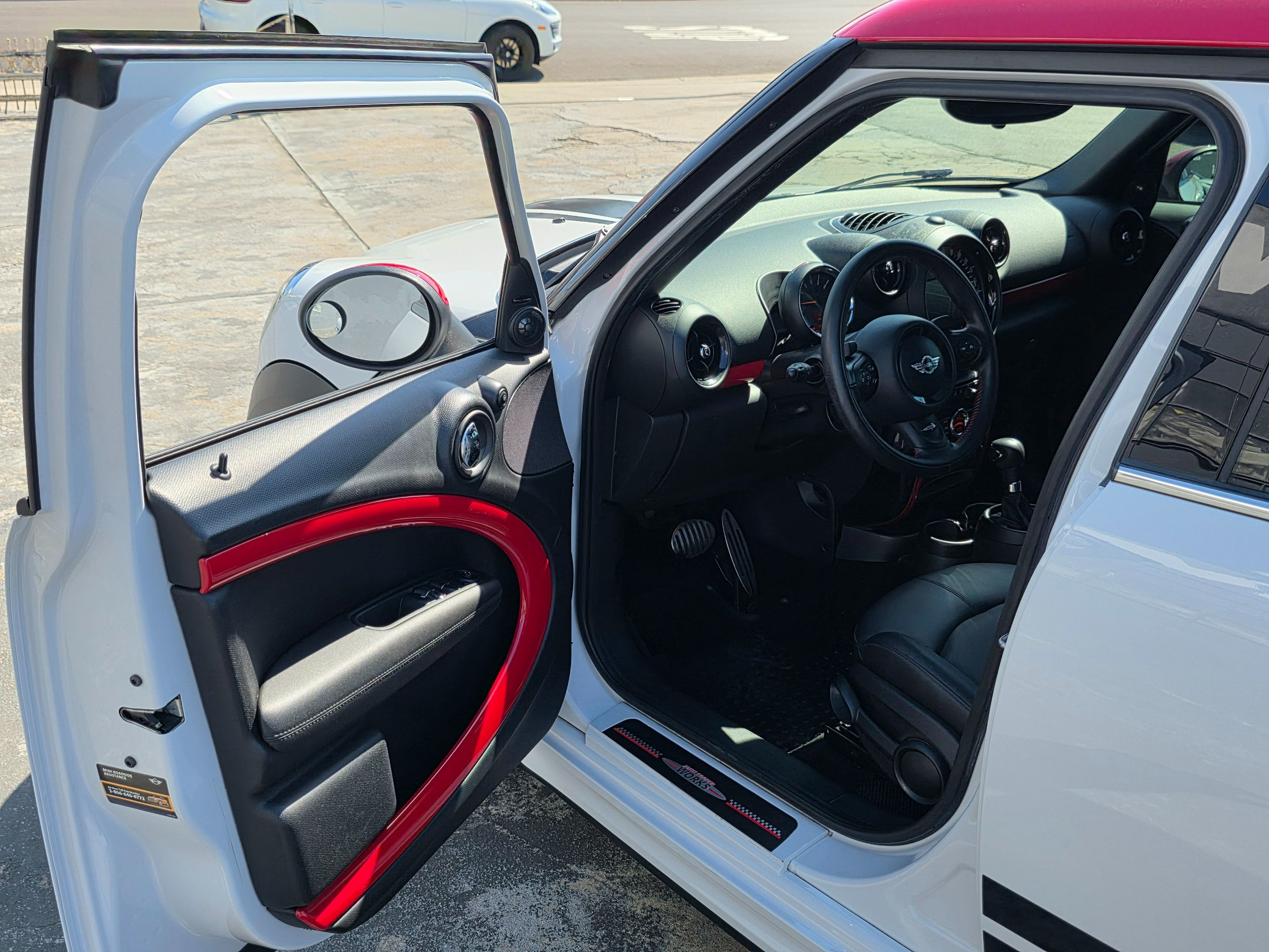 2015 Mini Countryman John Cooper Works photo 24