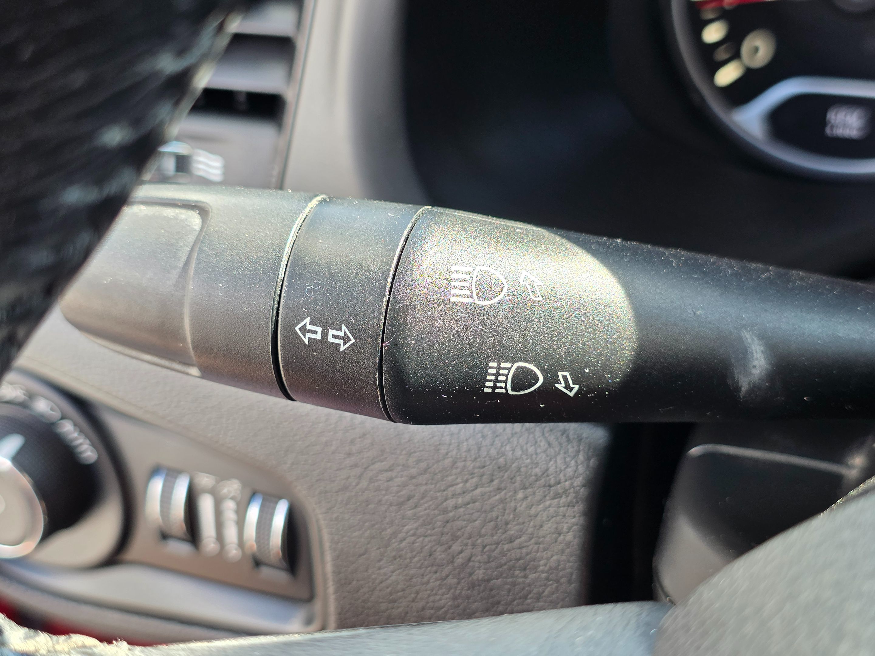 2019 Jeep Renegade Latitude North Edition photo 28