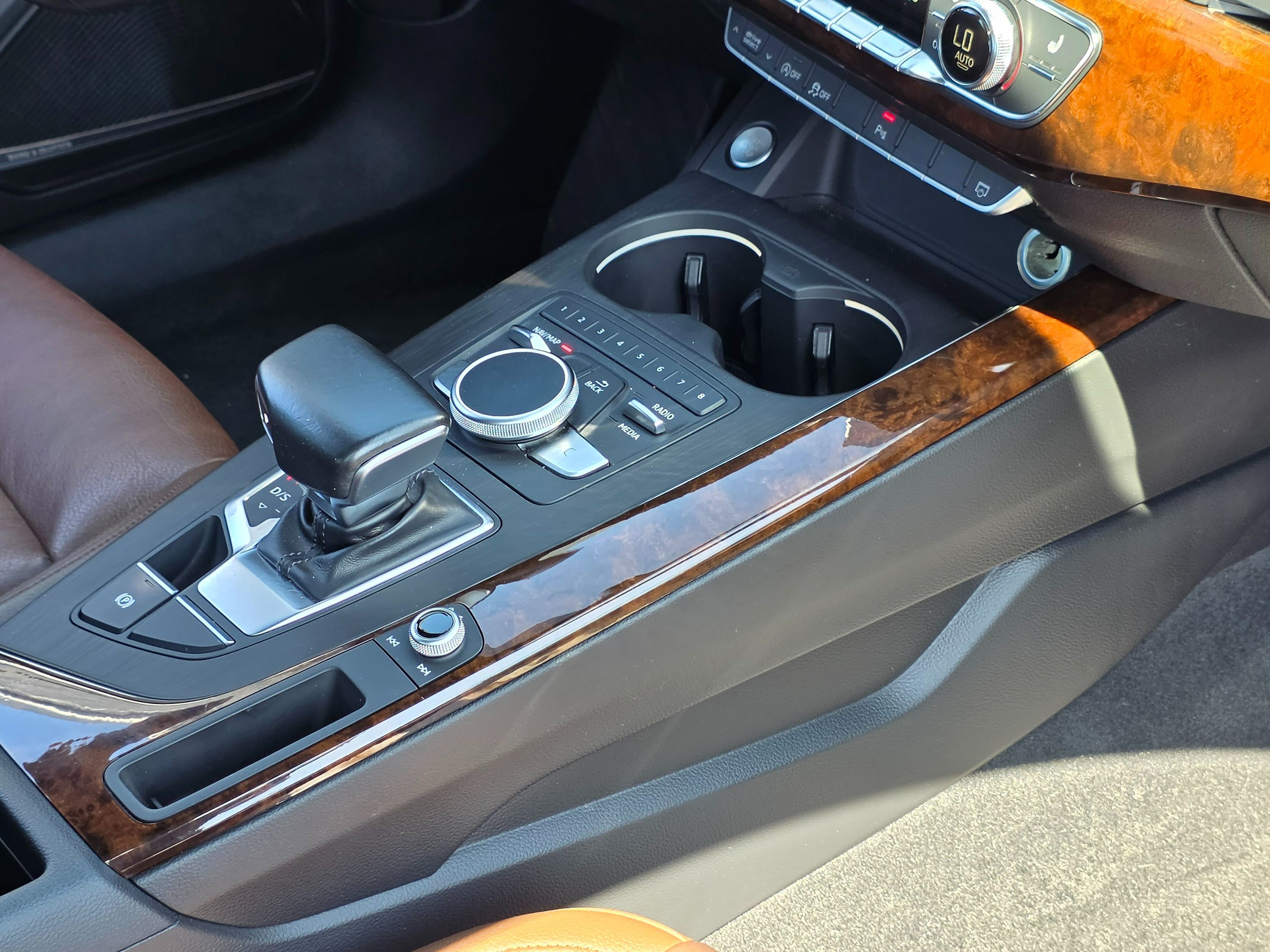 2018 Audi A5 Premium Plus Quattro photo 3