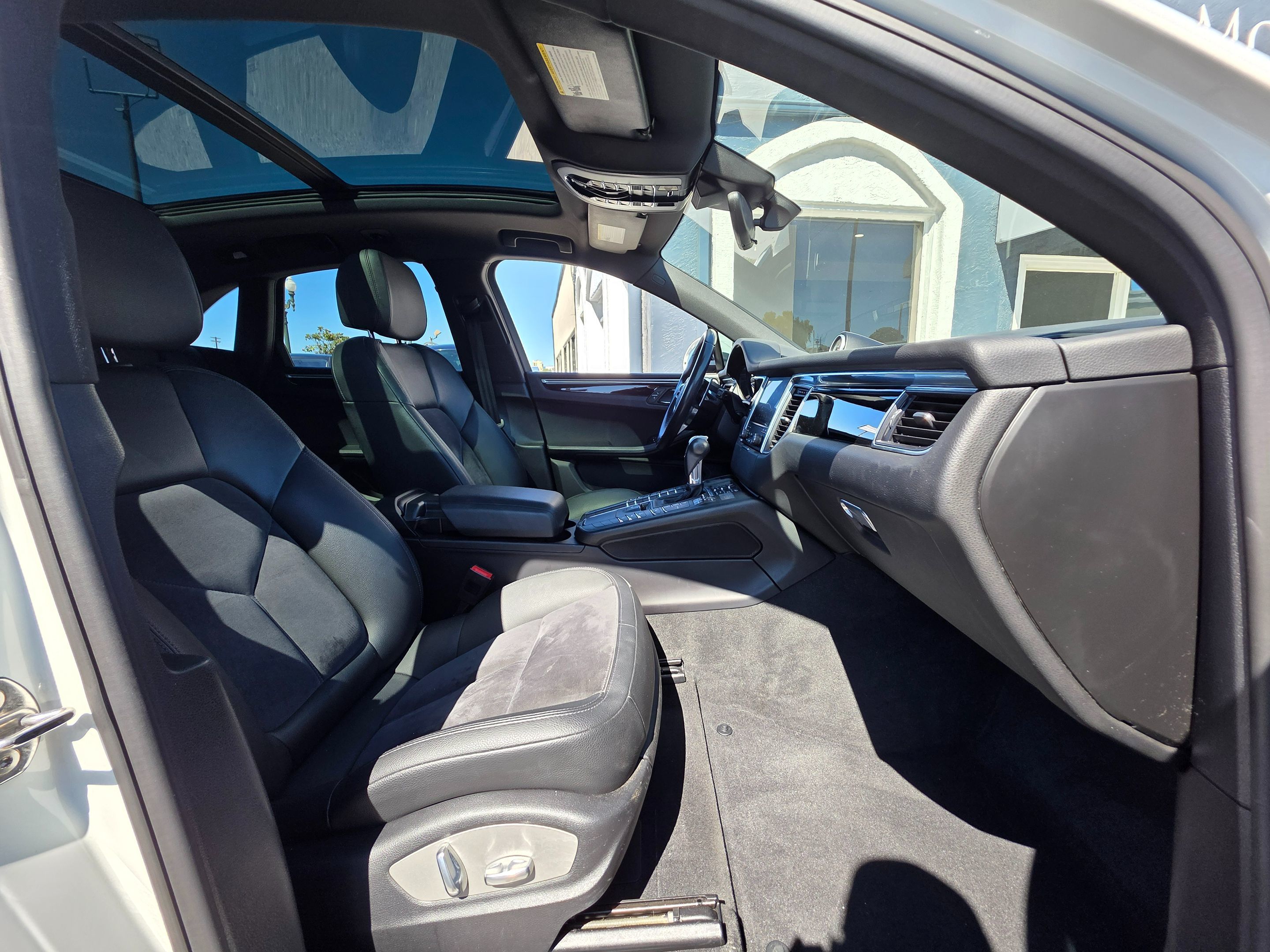 2018 Porsche Macan photo 5