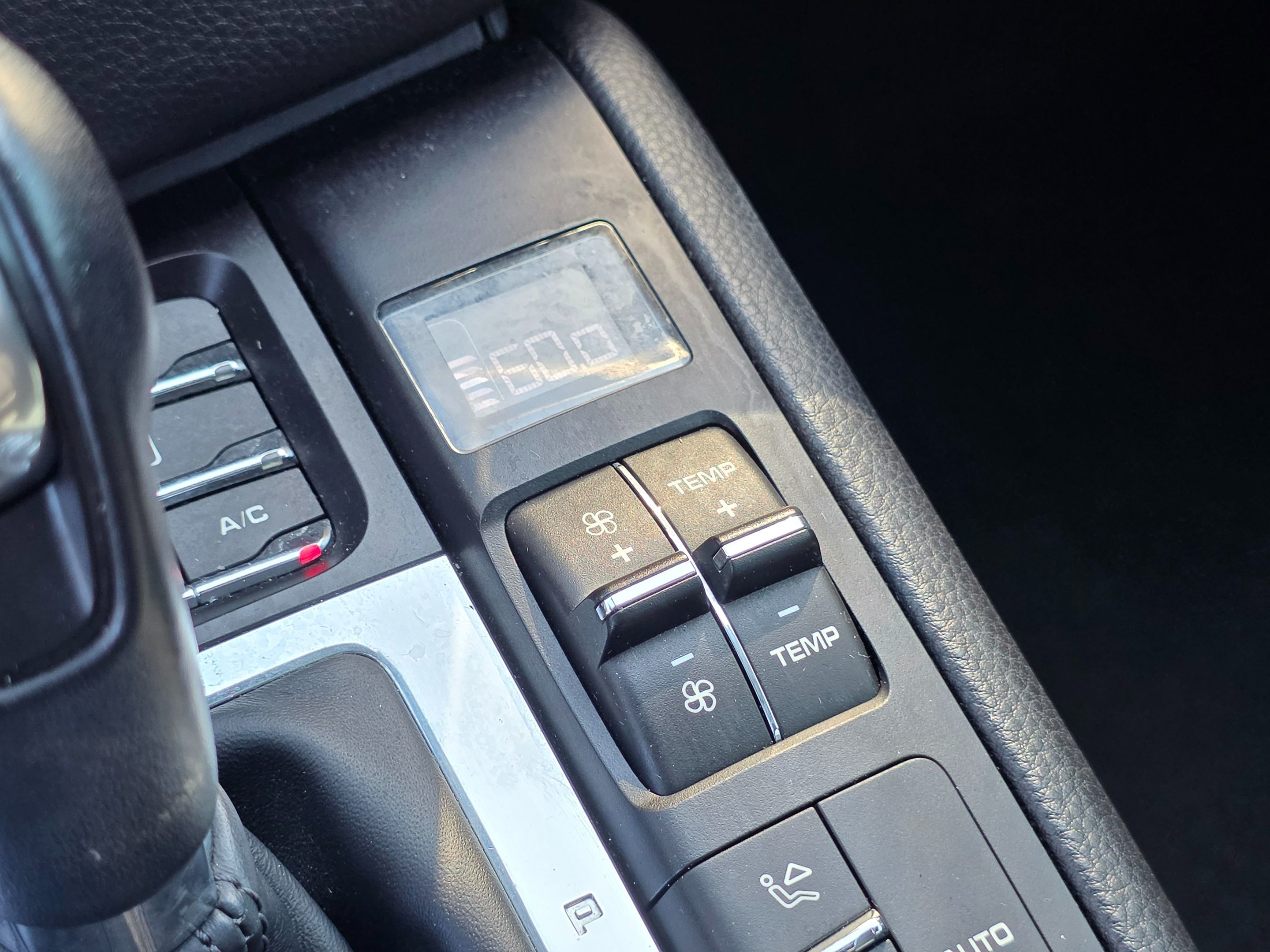 2018 Porsche Macan photo 34