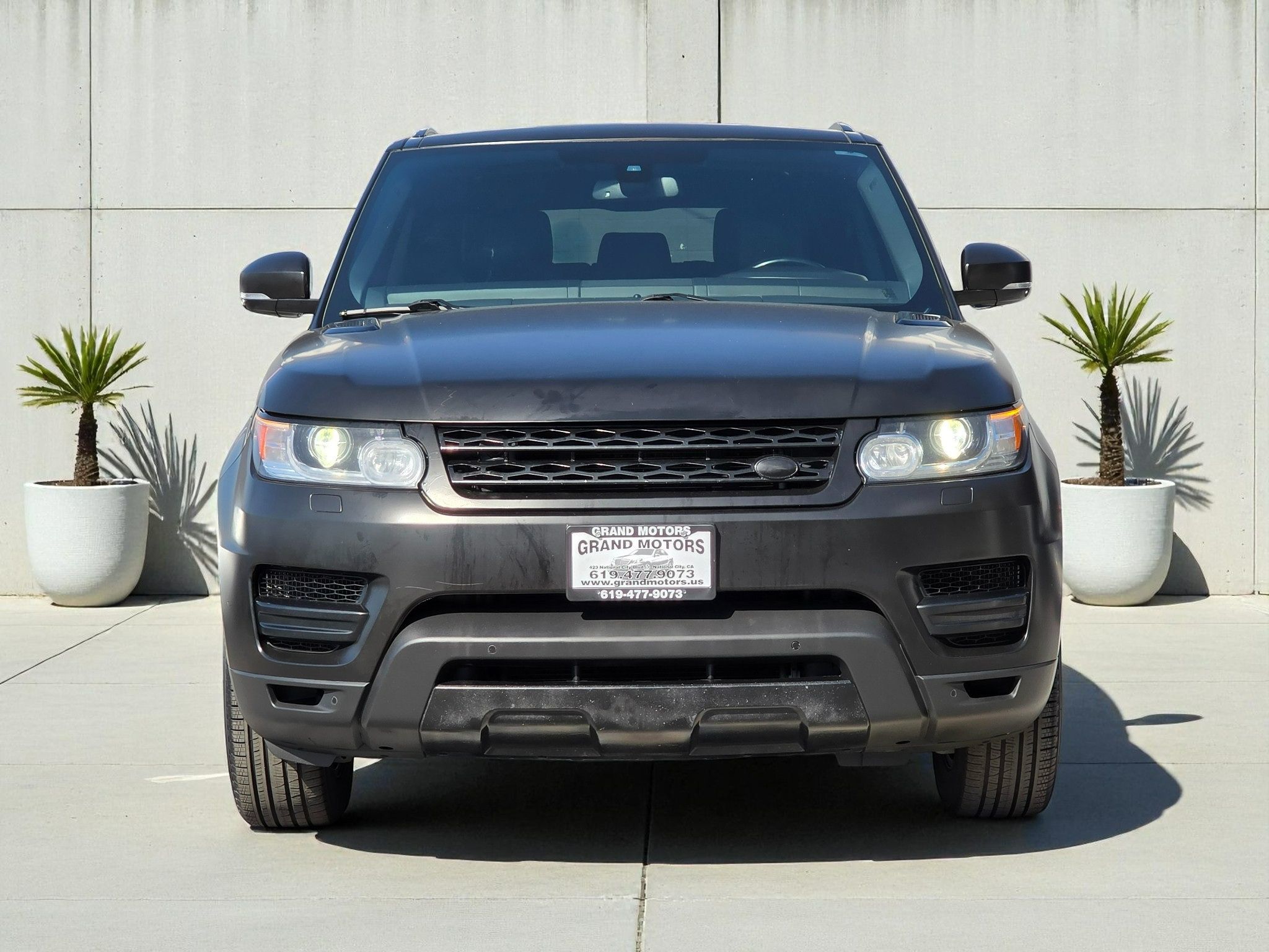 2014 Land Rover Range Rover Sport SE photo 3