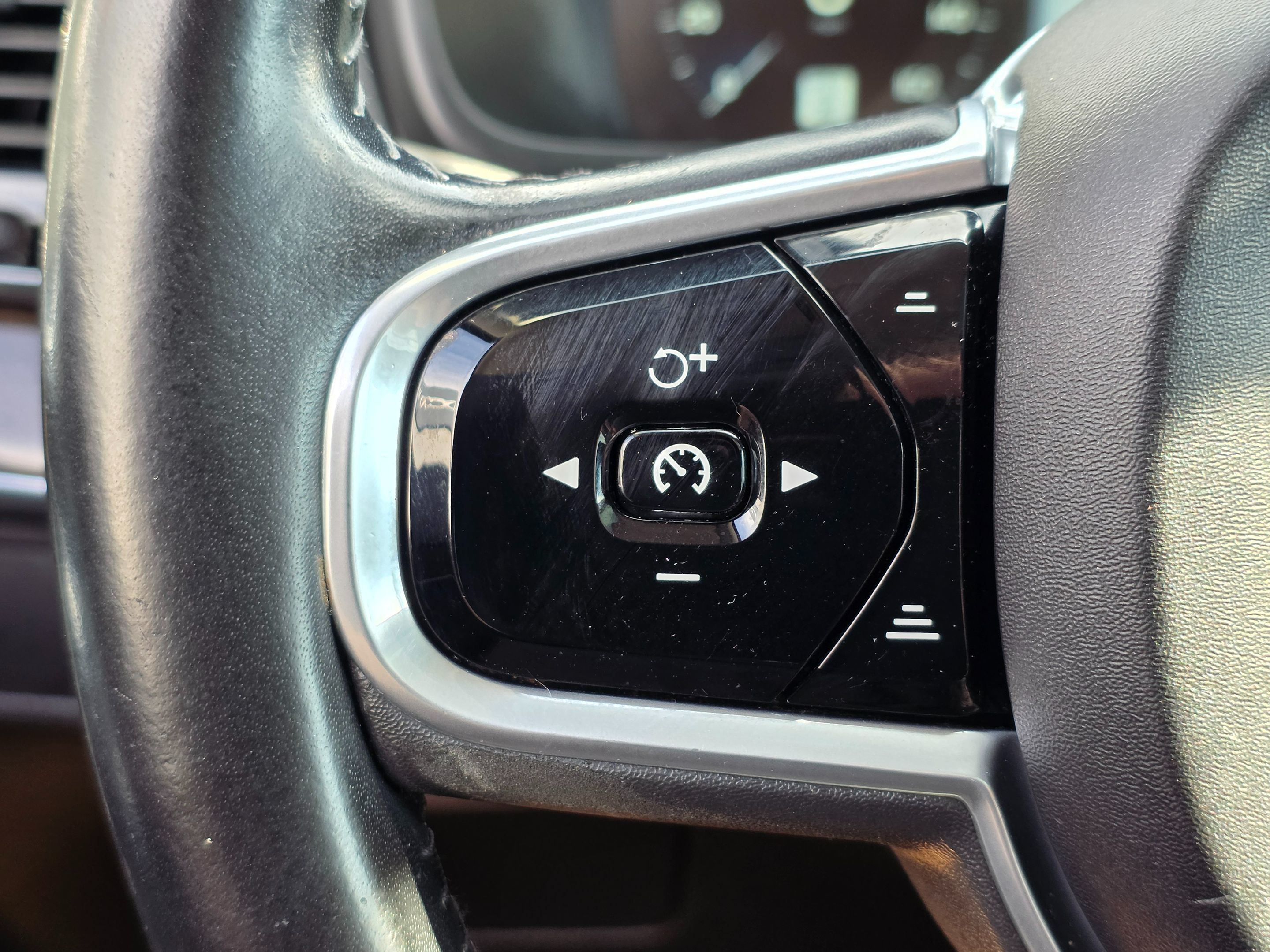 2018 Volvo XC90 Momentum - Photo 29