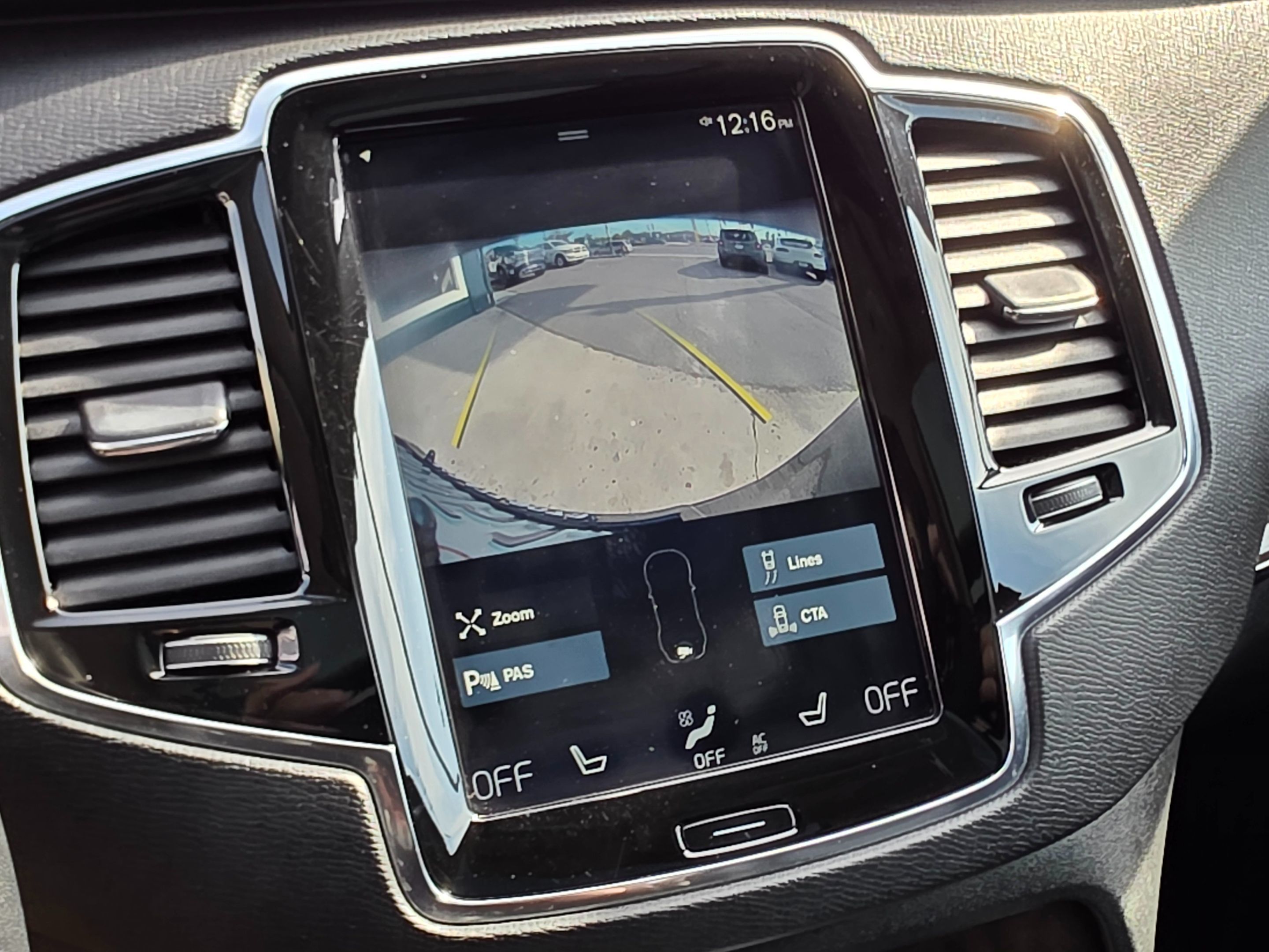 2018 Volvo XC90 Momentum - Photo 33