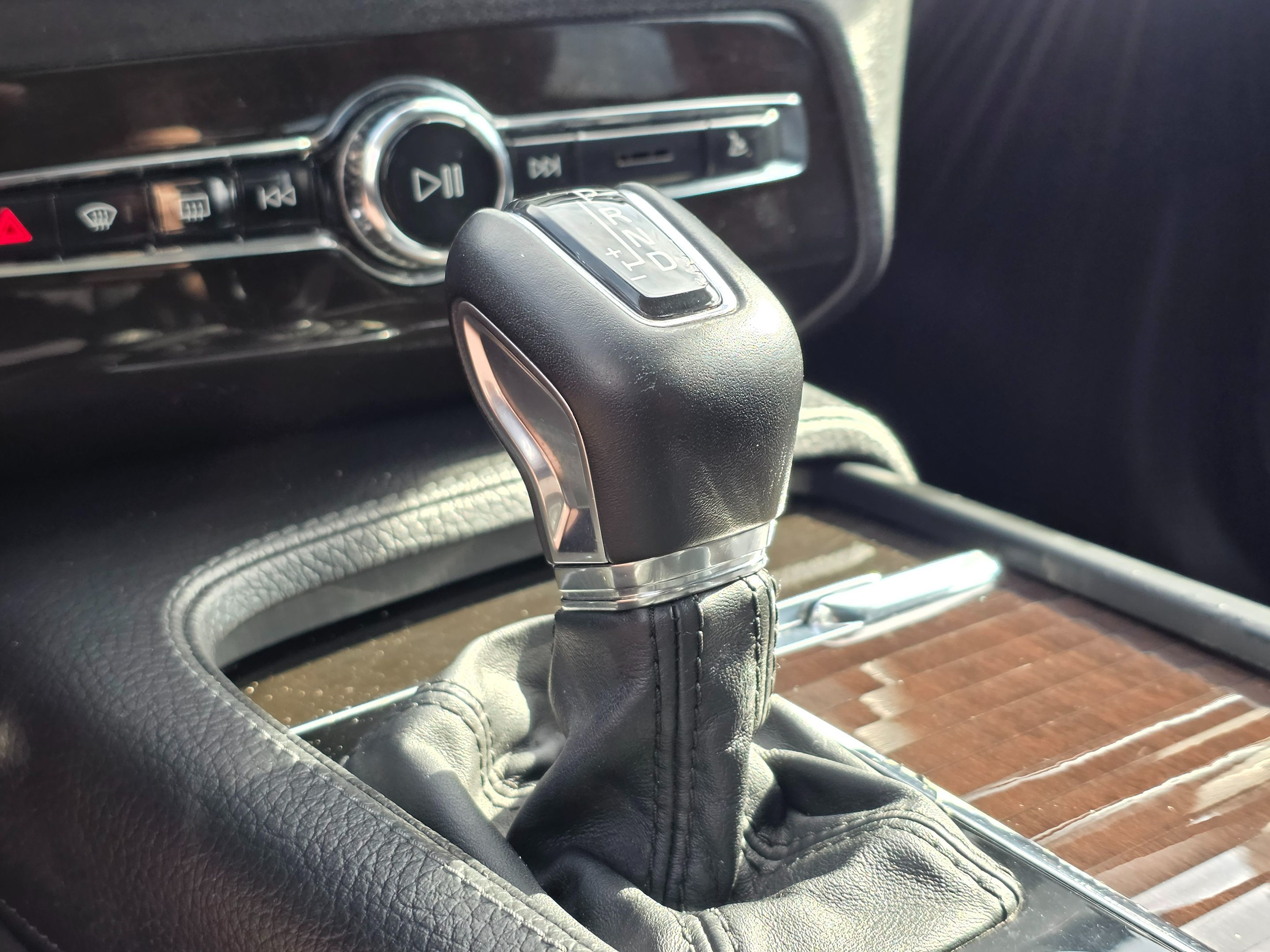 2018 Volvo XC90 Momentum - Photo 35