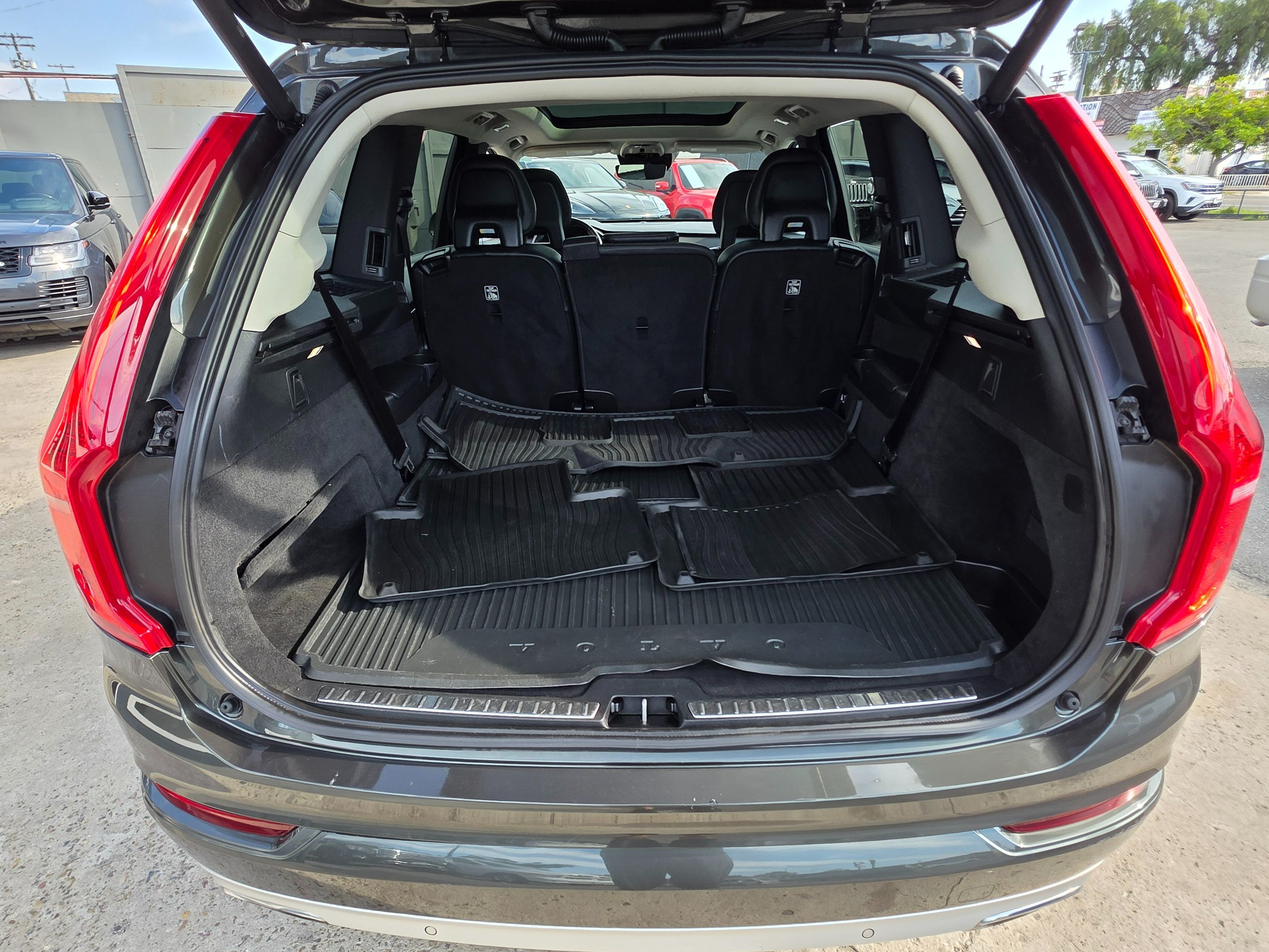 2018 Volvo XC90 Momentum - Photo 45