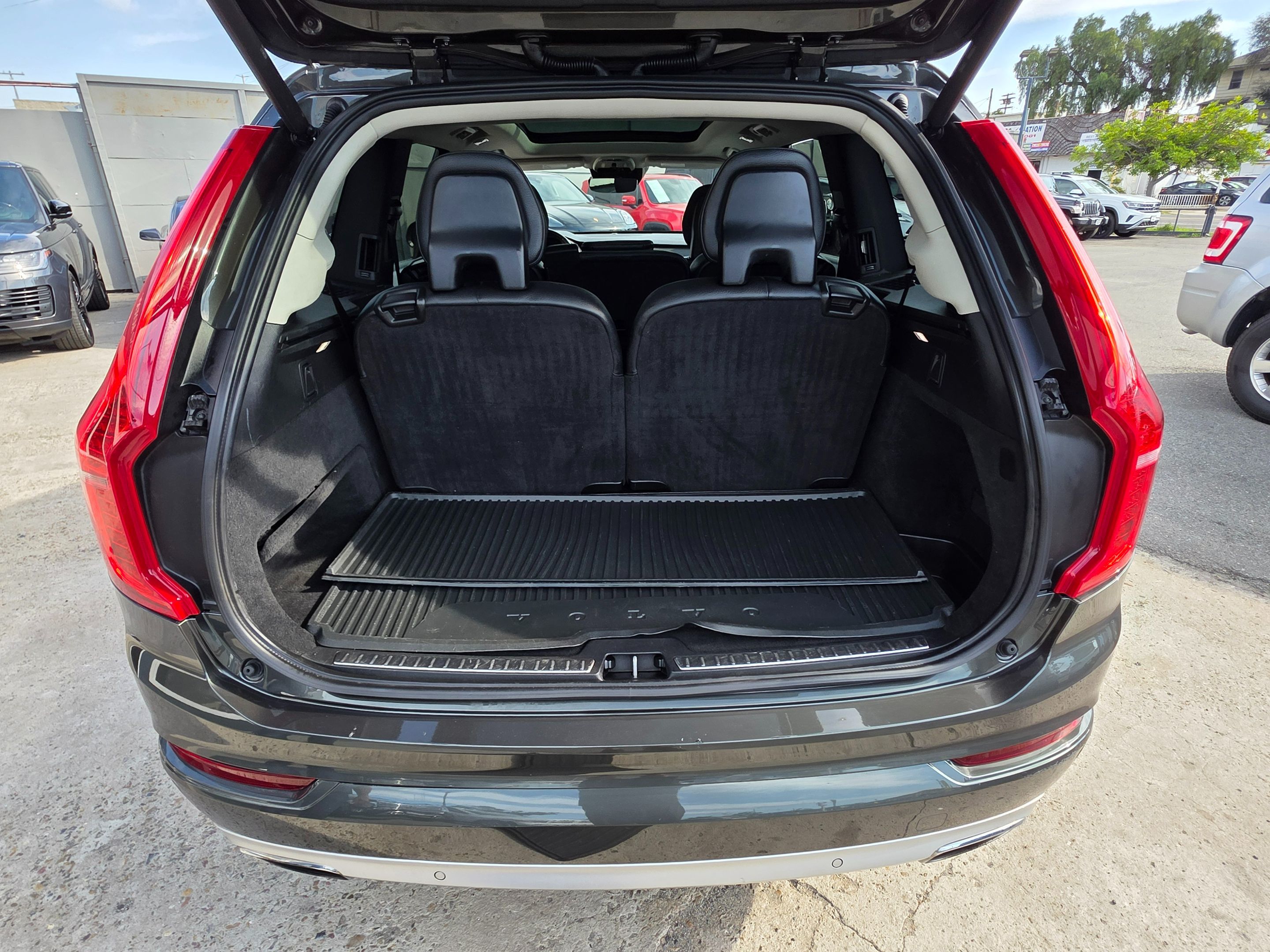 2018 Volvo XC90 Momentum - Photo 46
