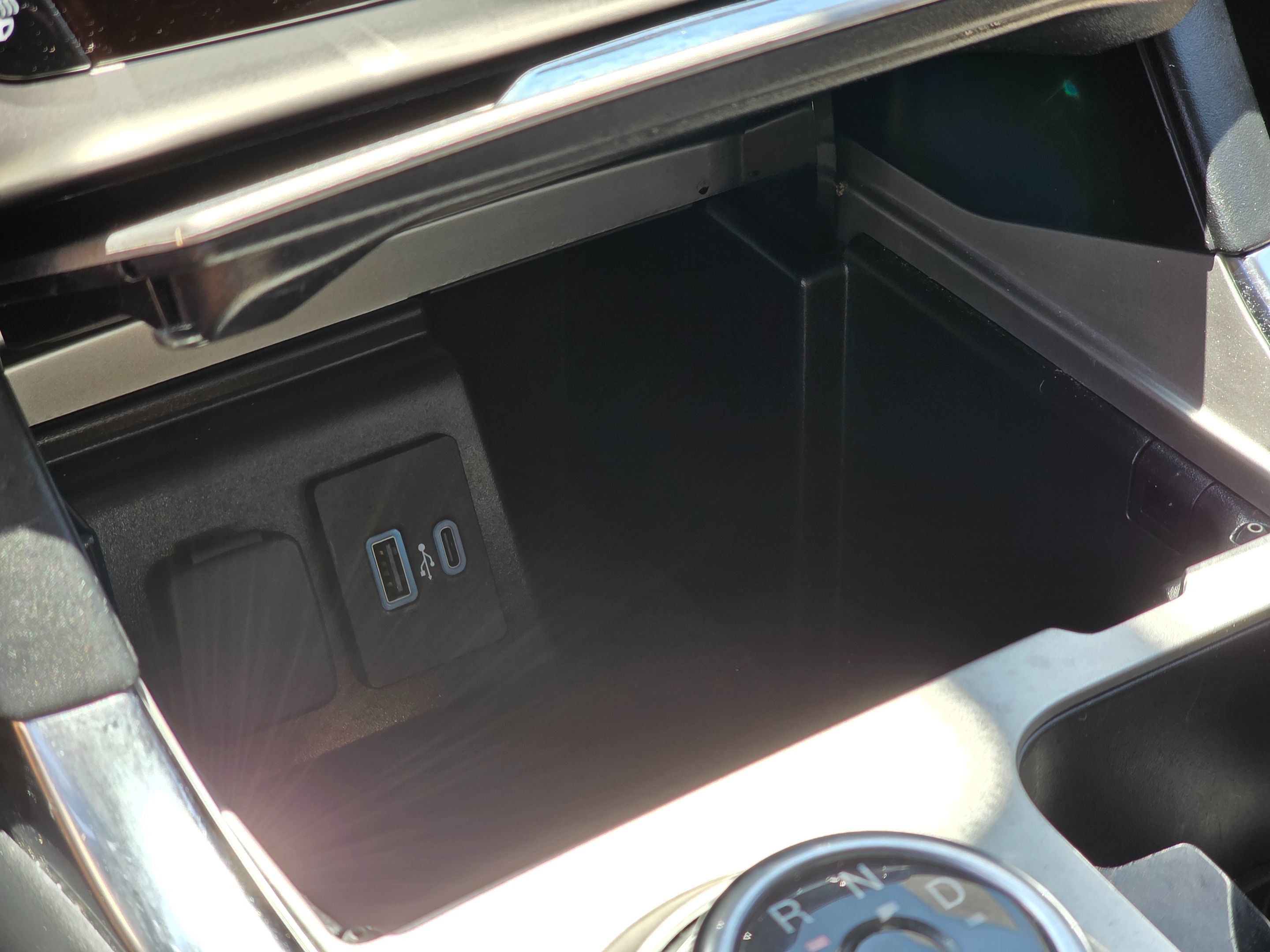 Photo 39 of this Ford Explorer