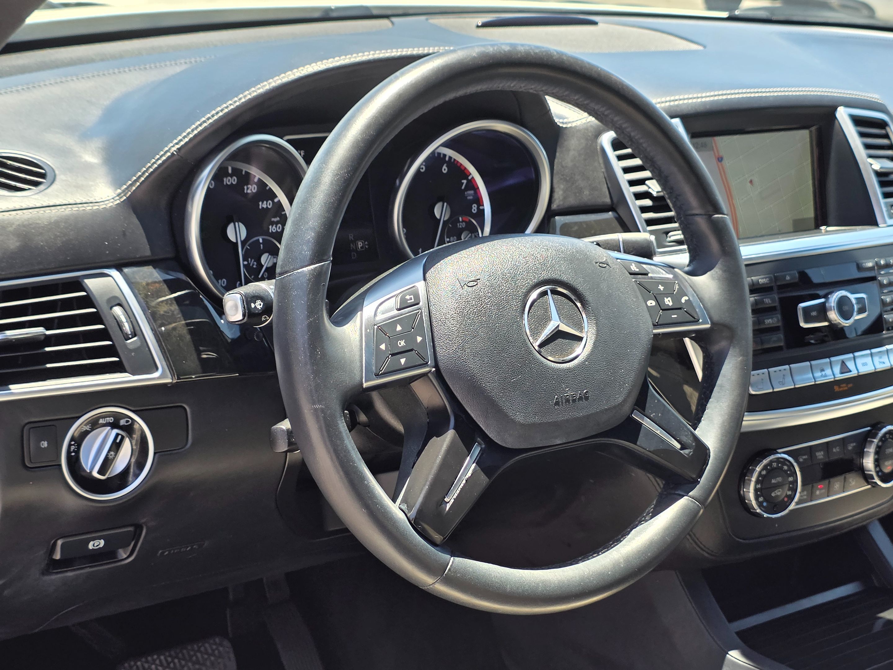 Photo 15 of this Mercedes-Benz GL 450