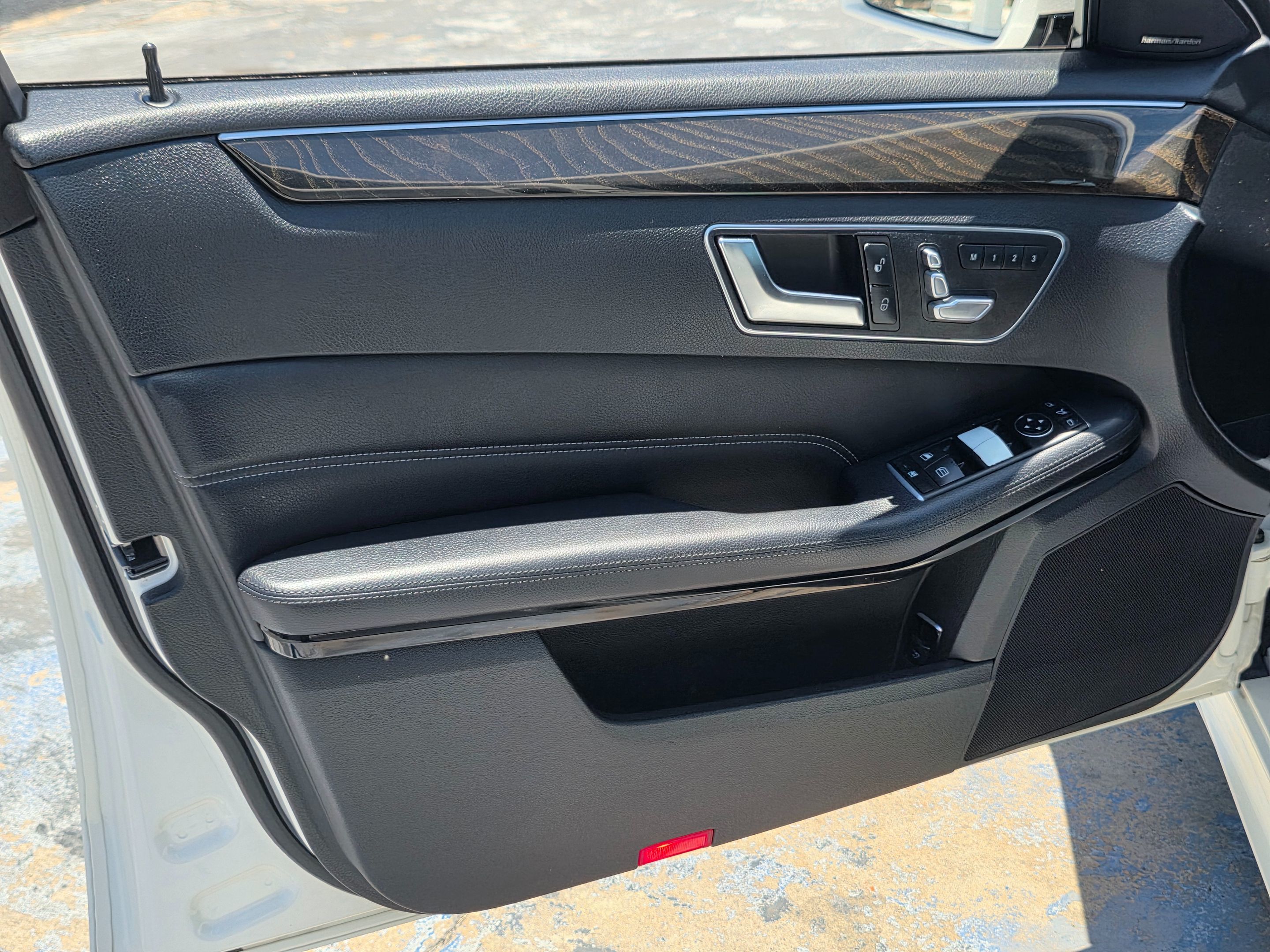 Photo 20 of this Mercedes-Benz E 350