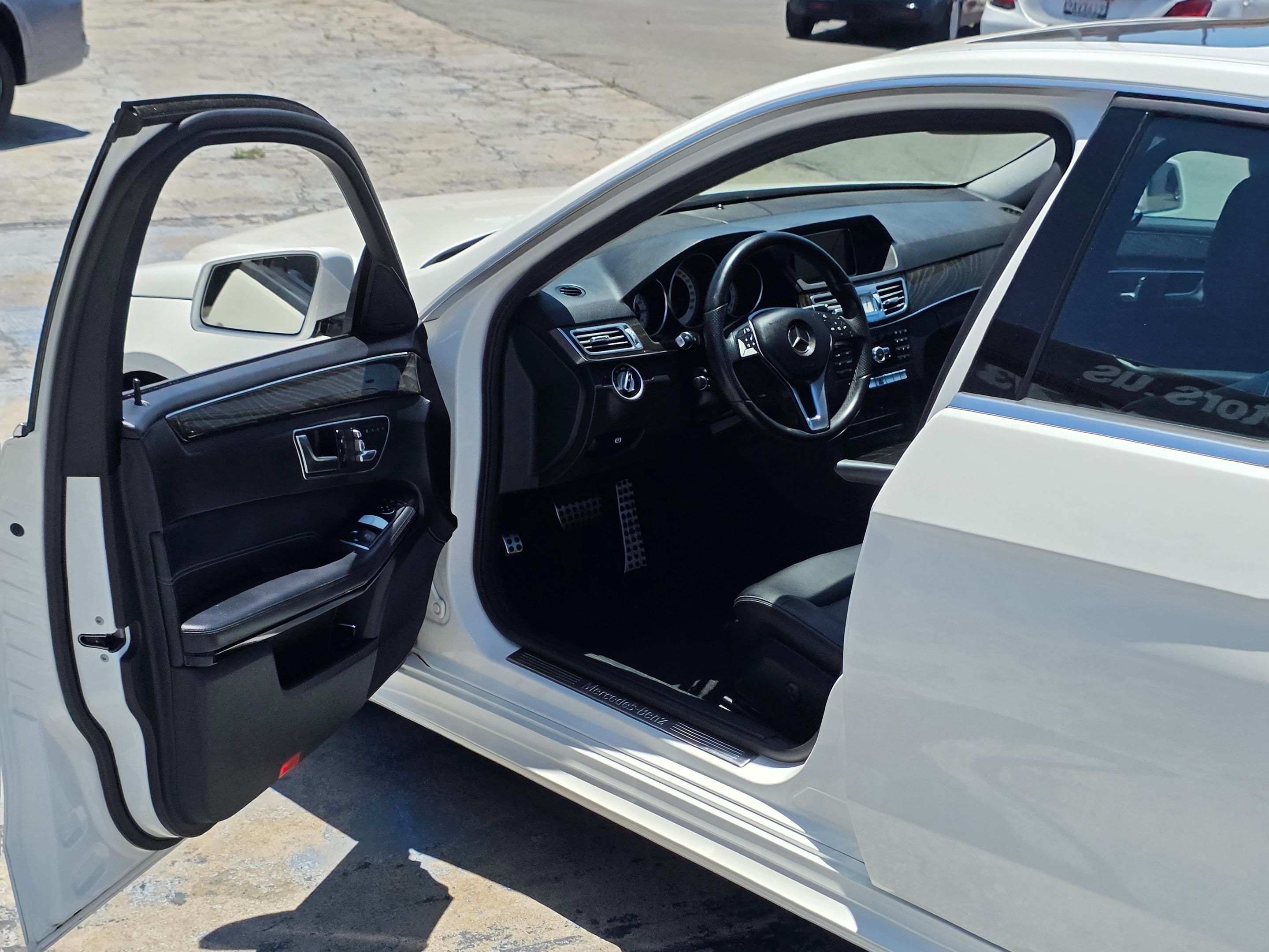 Photo 39 of this Mercedes-Benz E 350