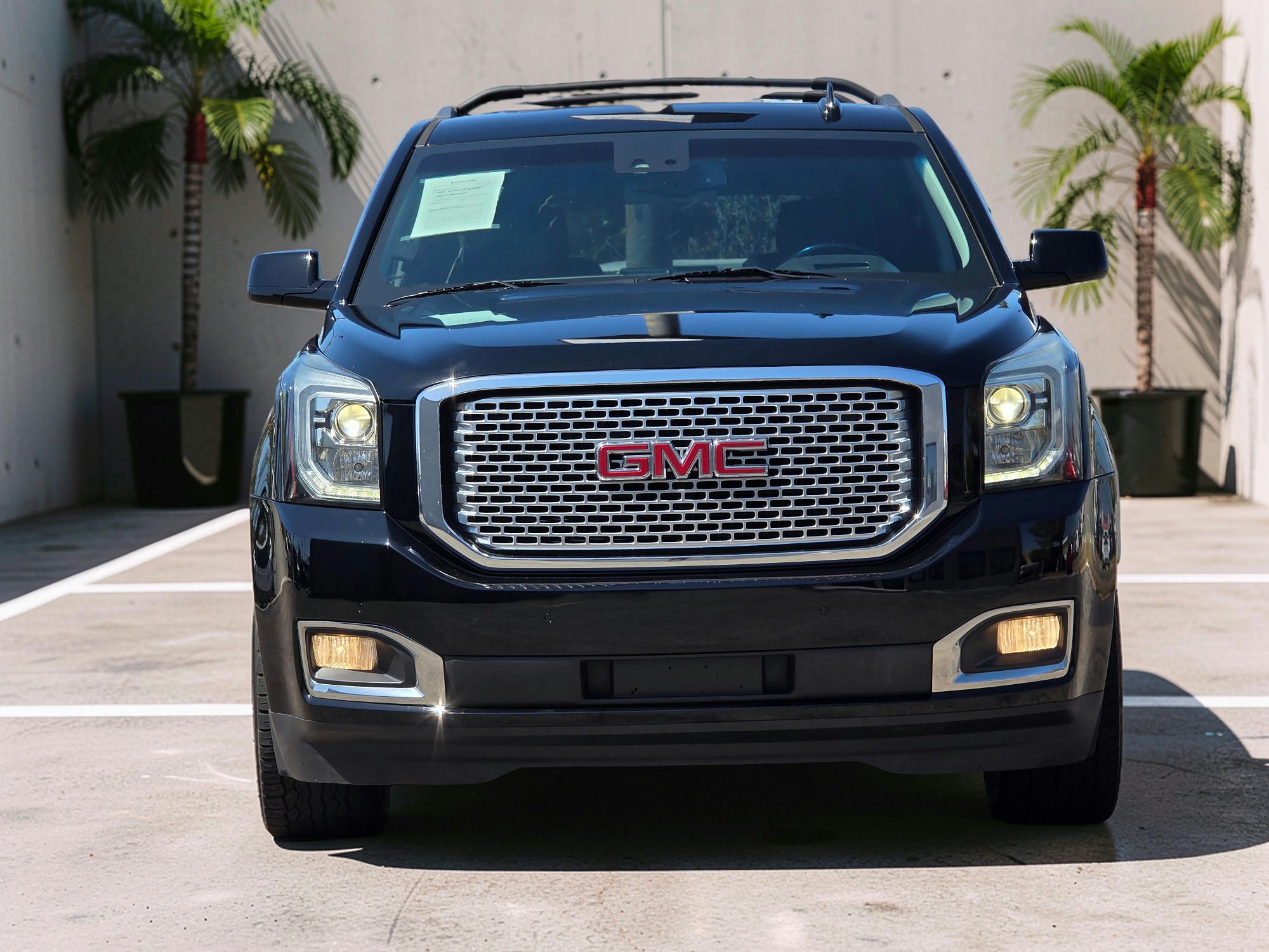 Photo 3 of this GMC Yukon