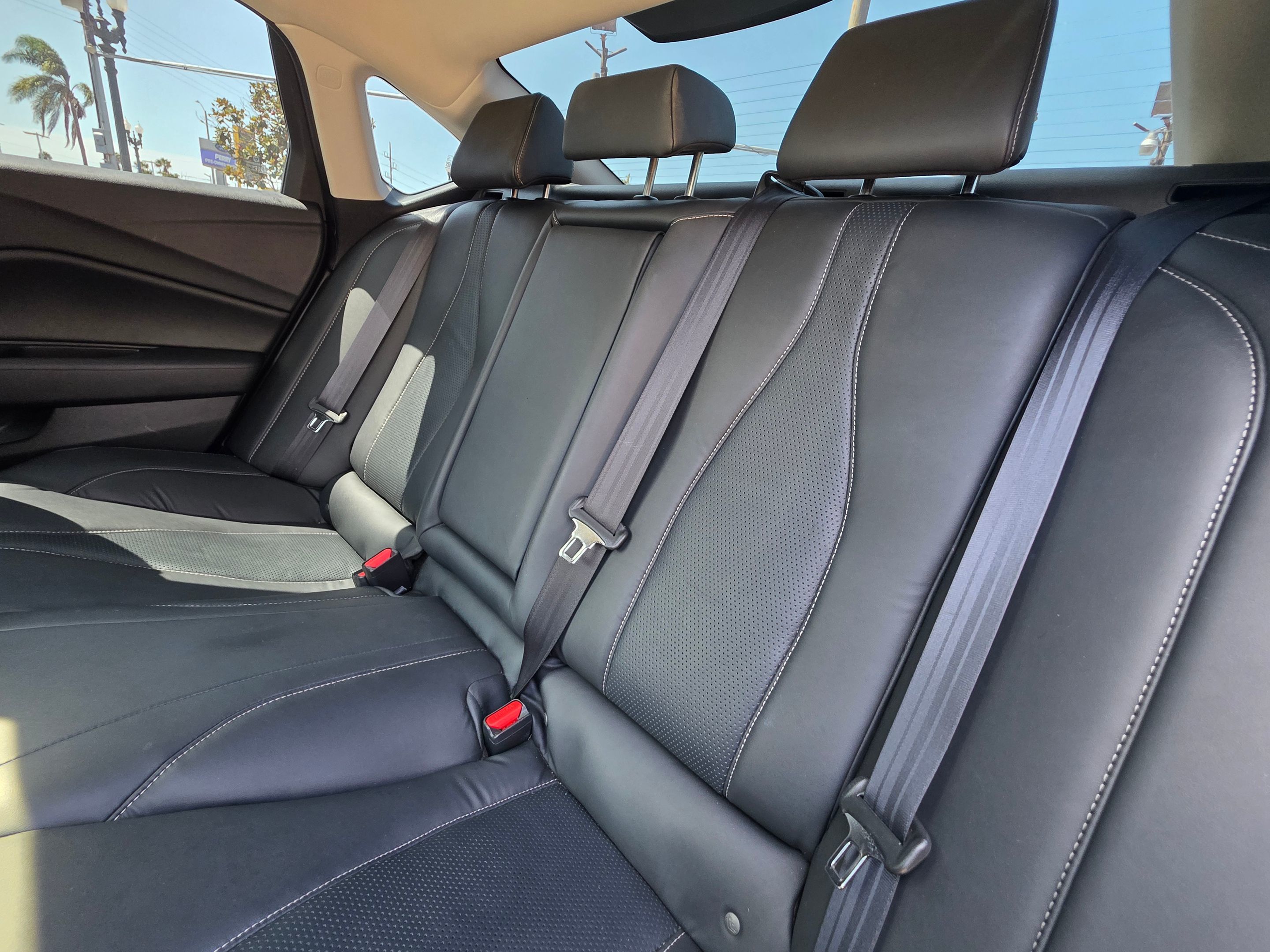 Photo 18 of this Acura TLX
