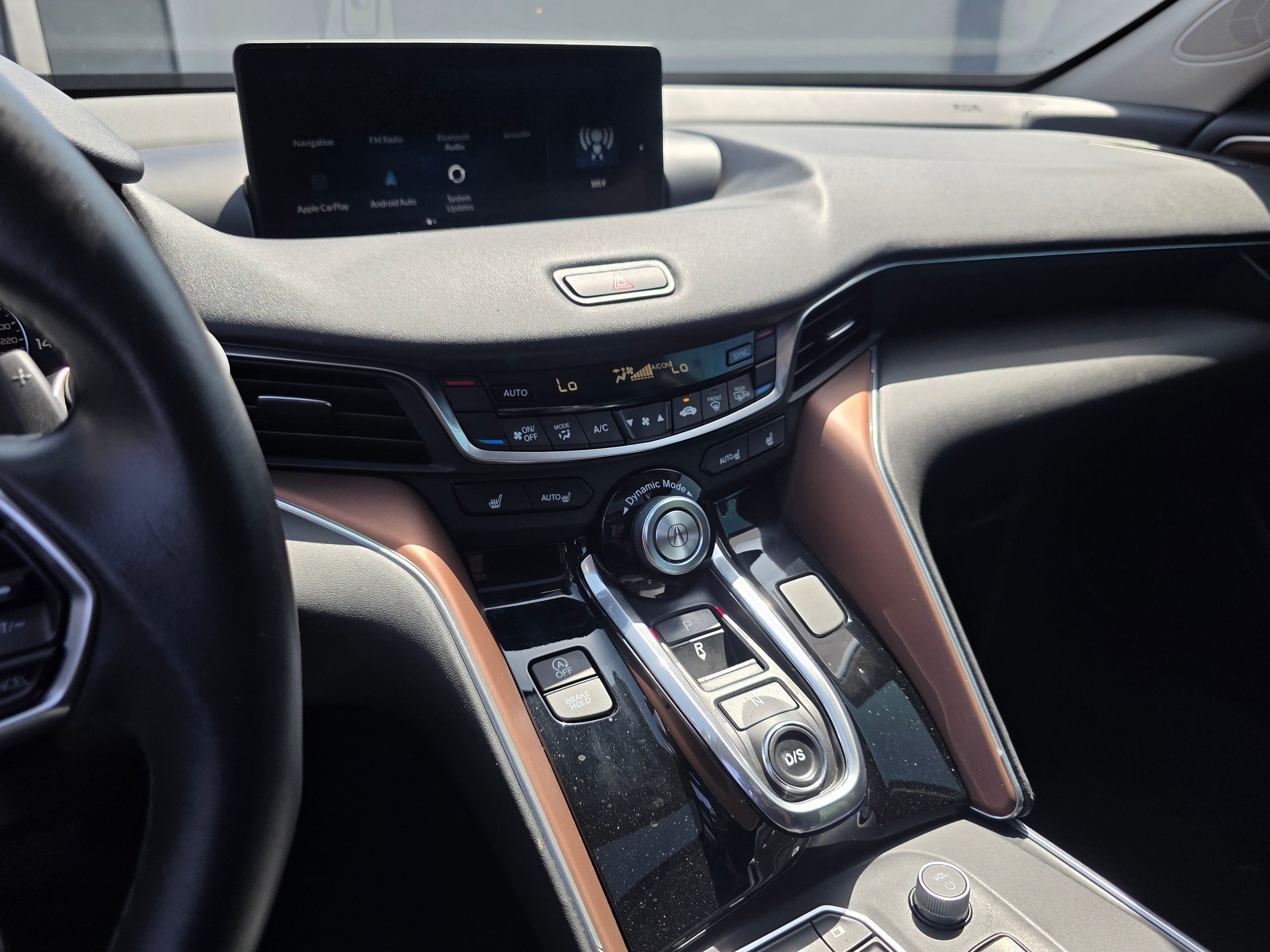 Photo 29 of this Acura TLX