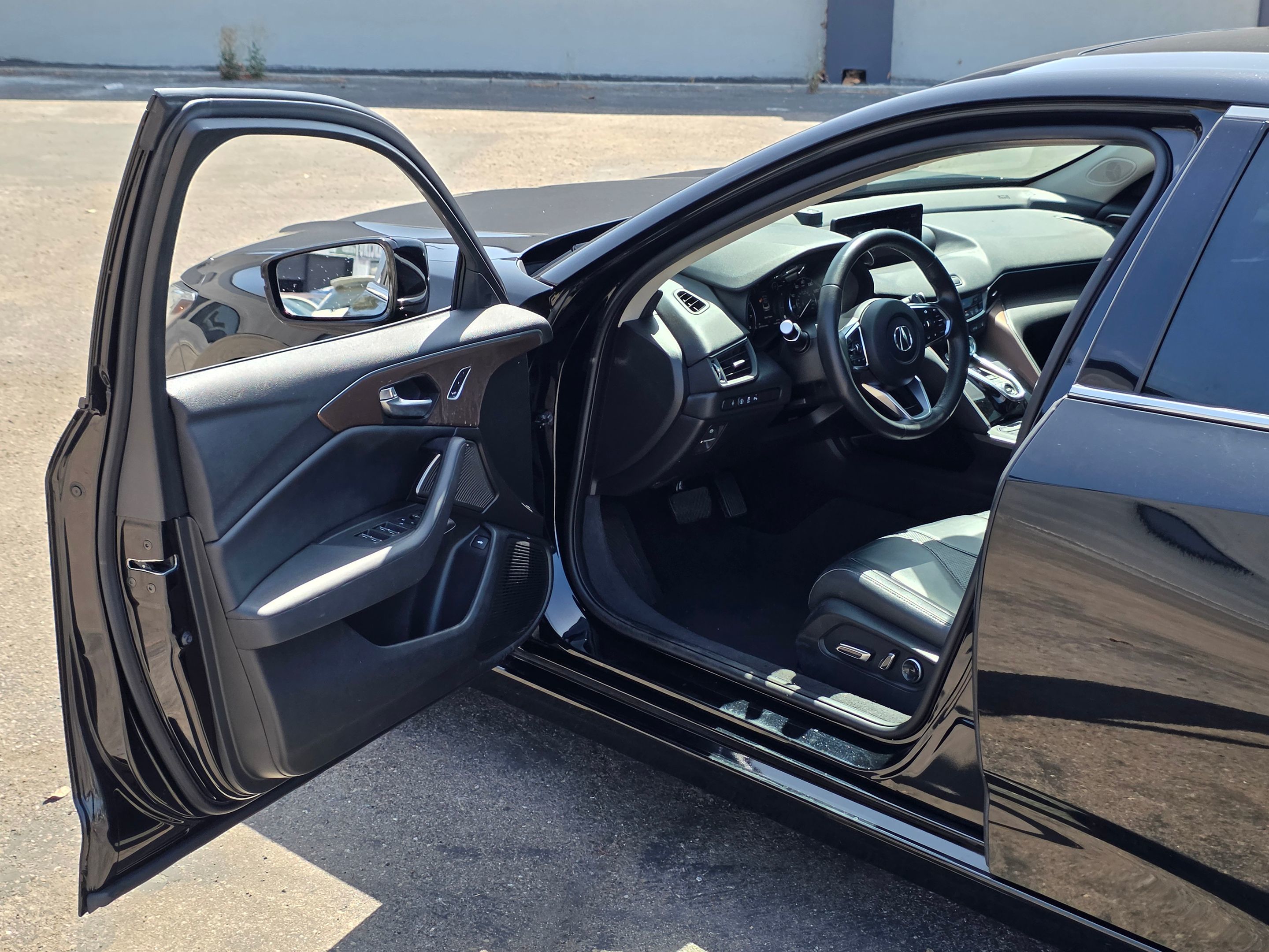 Photo 44 of this Acura TLX