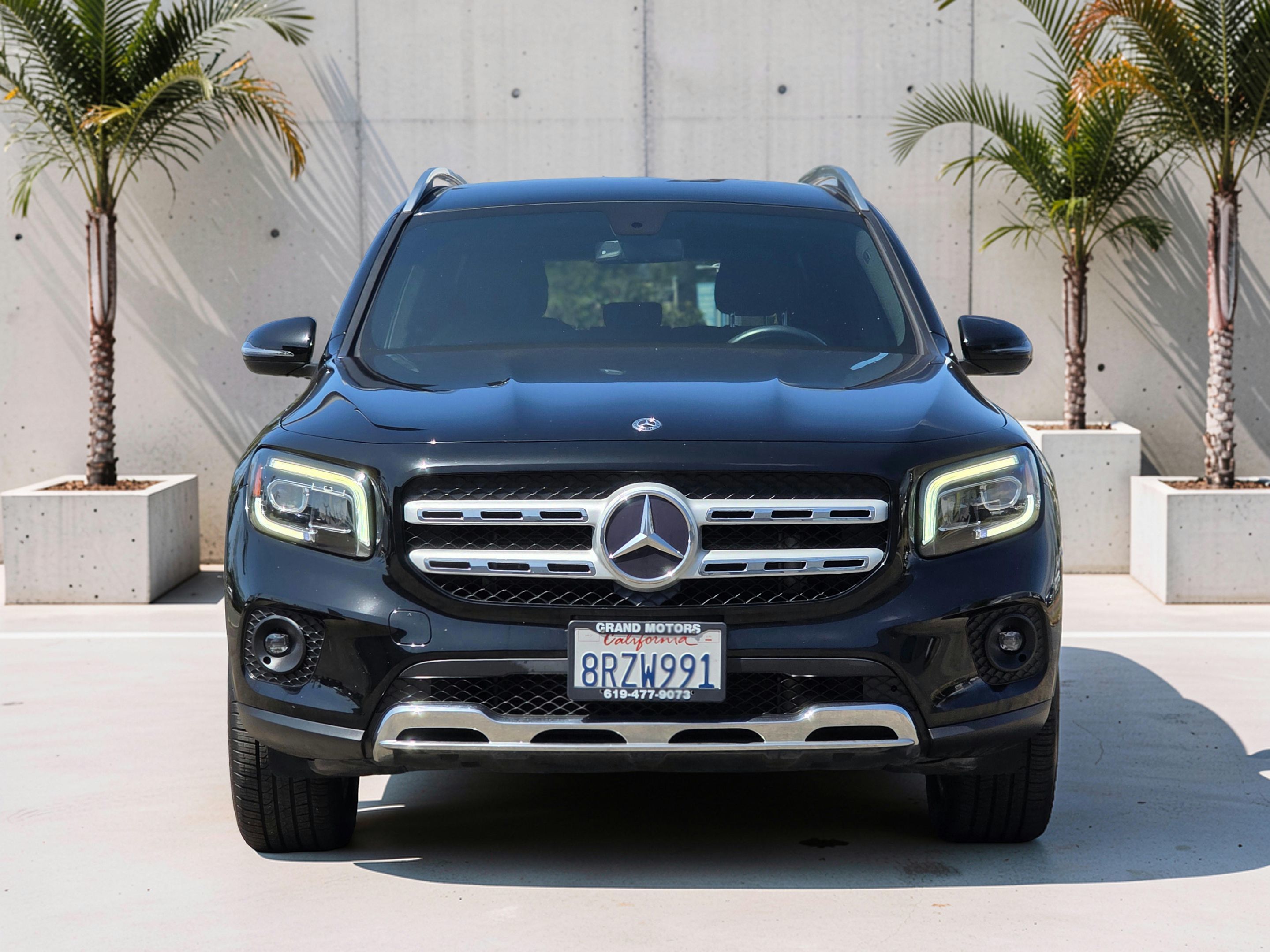 Photo 3 of this Mercedes-Benz GLB 250