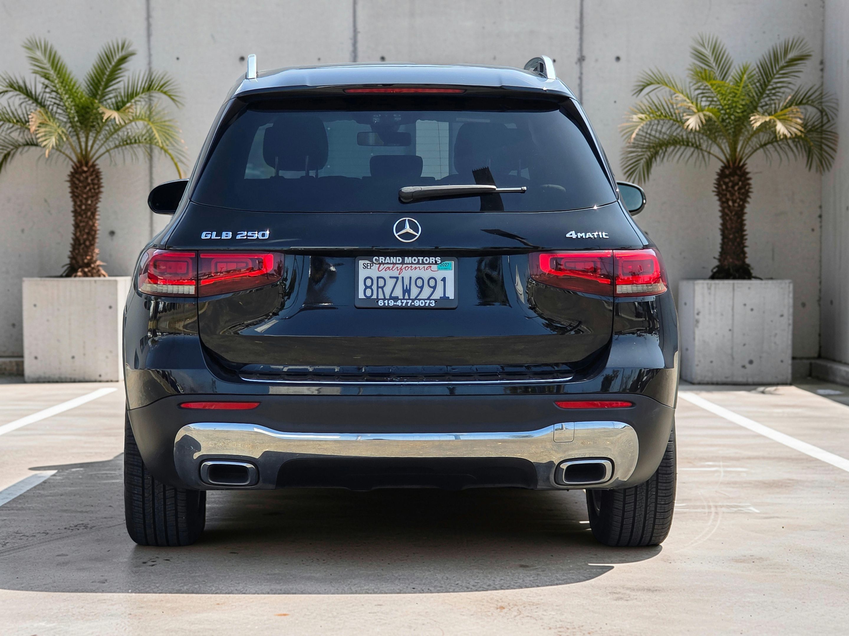 Photo 6 of this Mercedes-Benz GLB 250