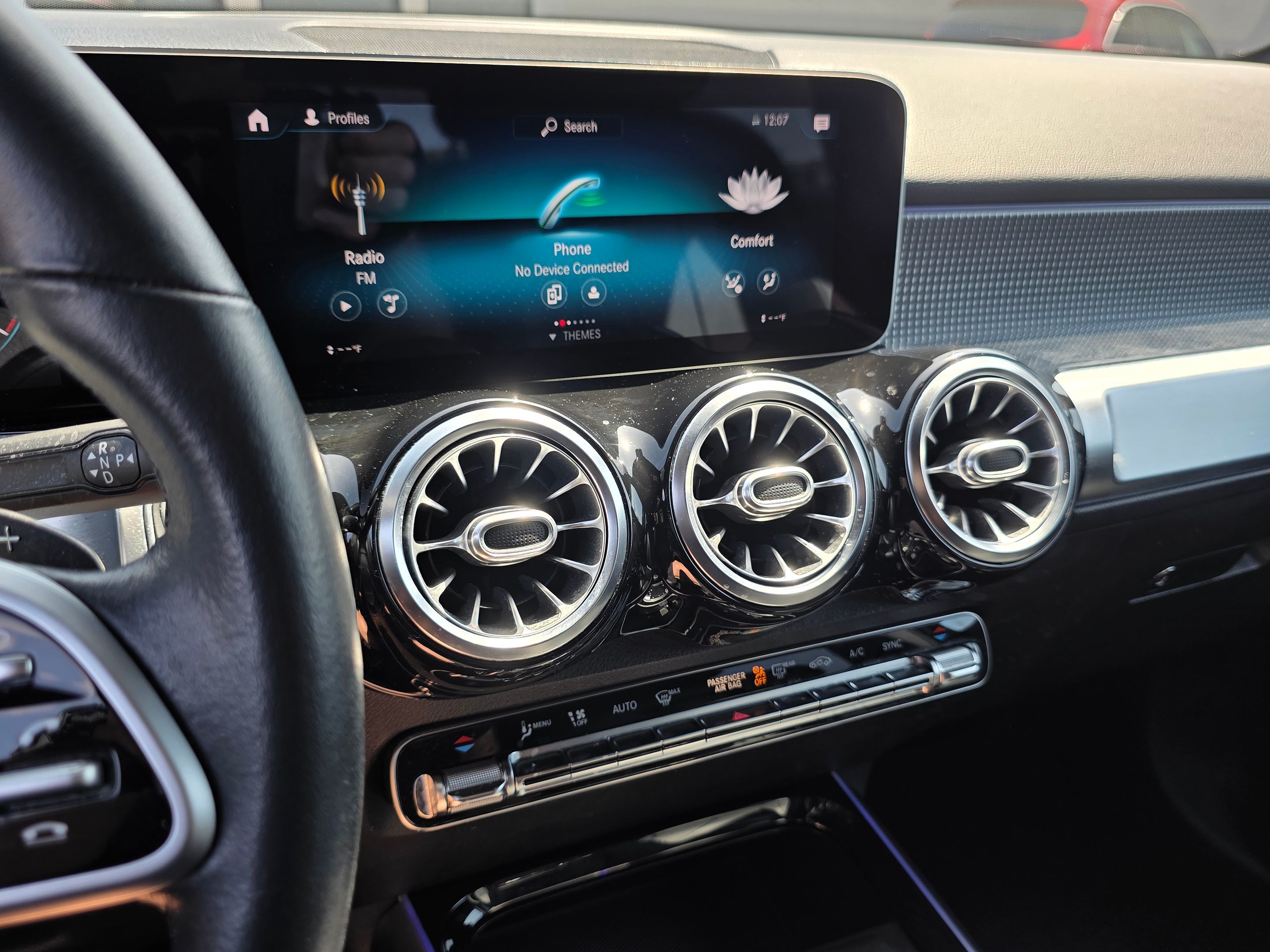Photo 30 of this Mercedes-Benz GLB 250