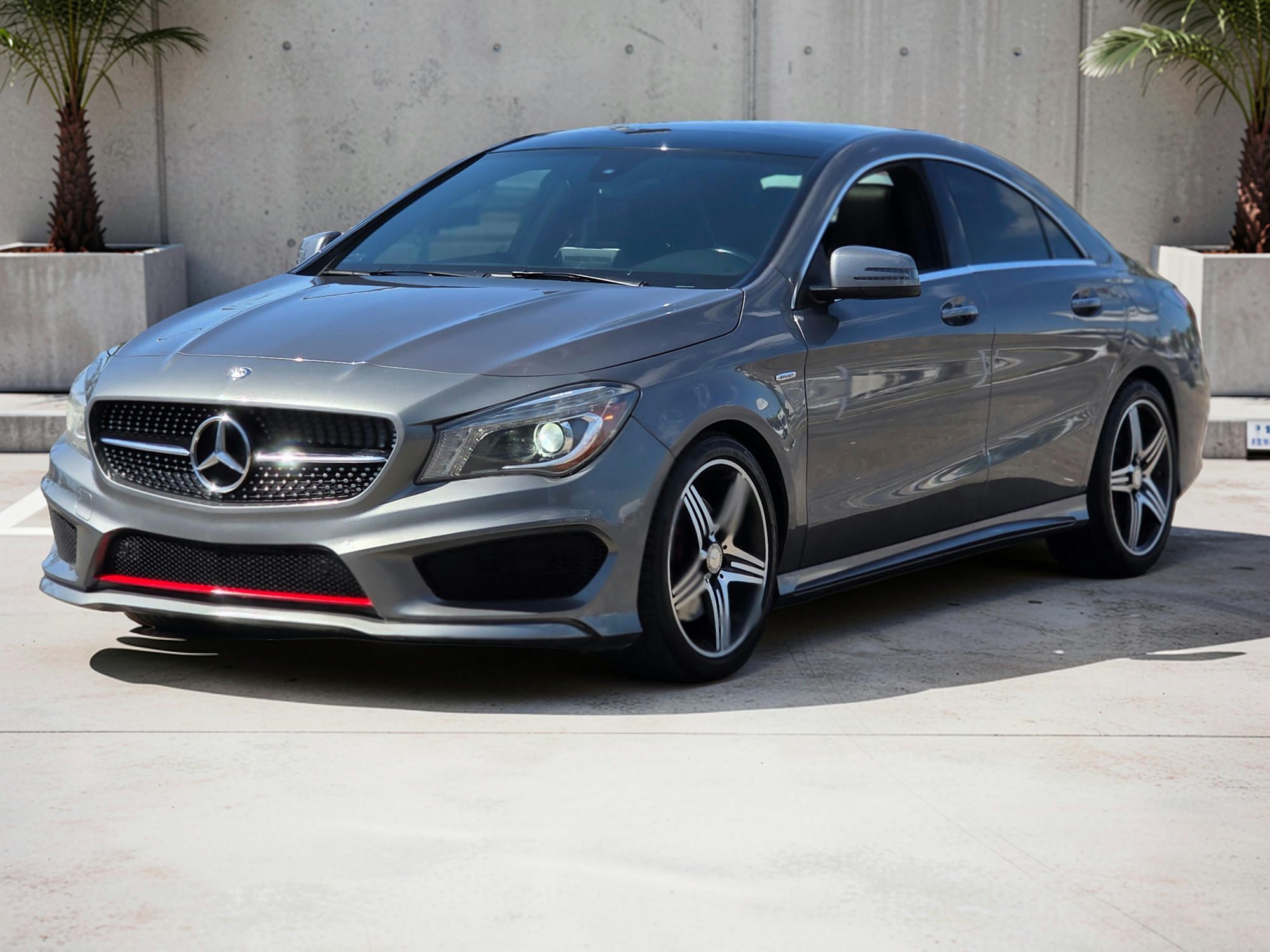 Photo 4 of this Mercedes-Benz CLA 250
