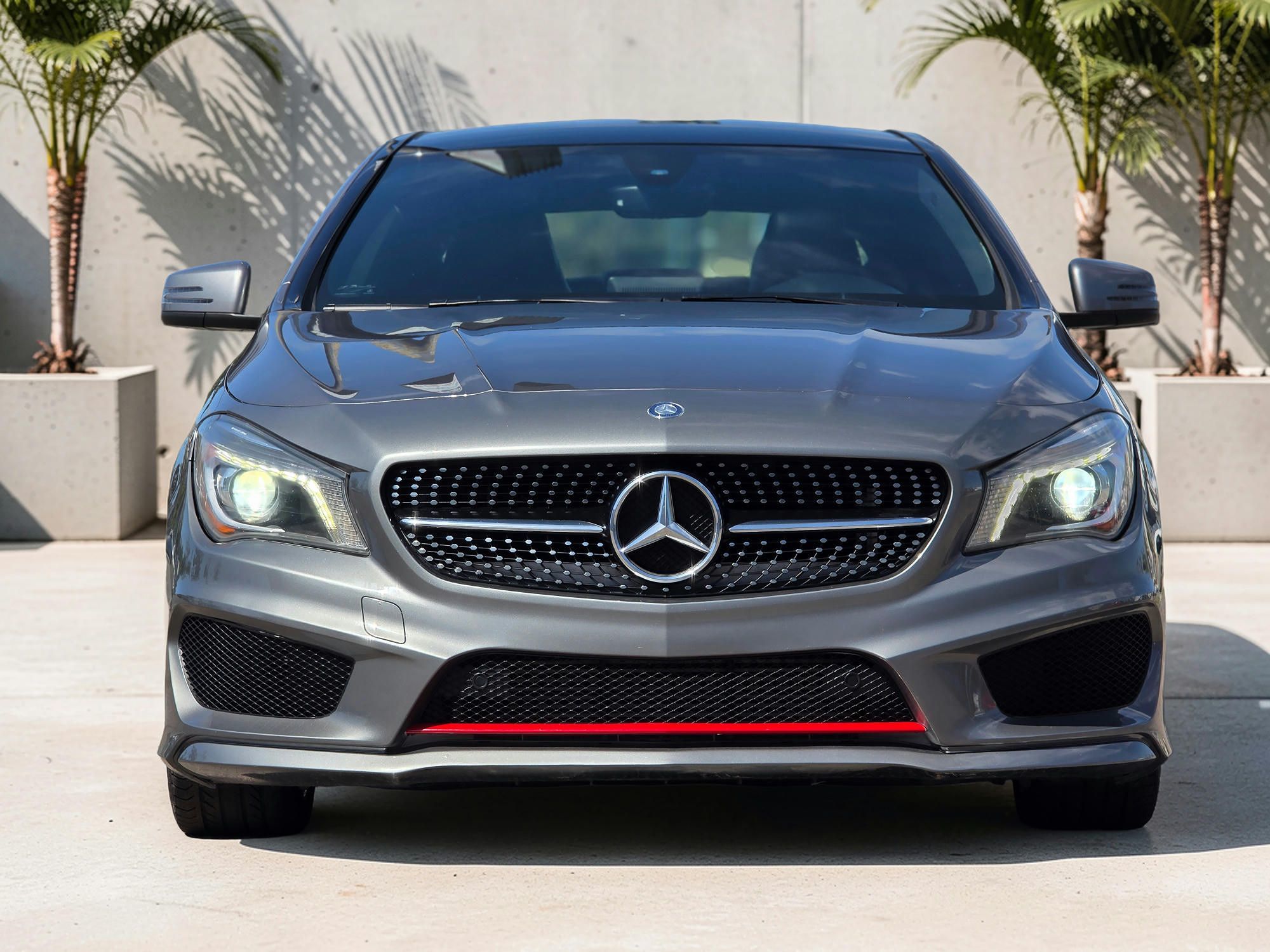 Photo 3 of this Mercedes-Benz CLA 250