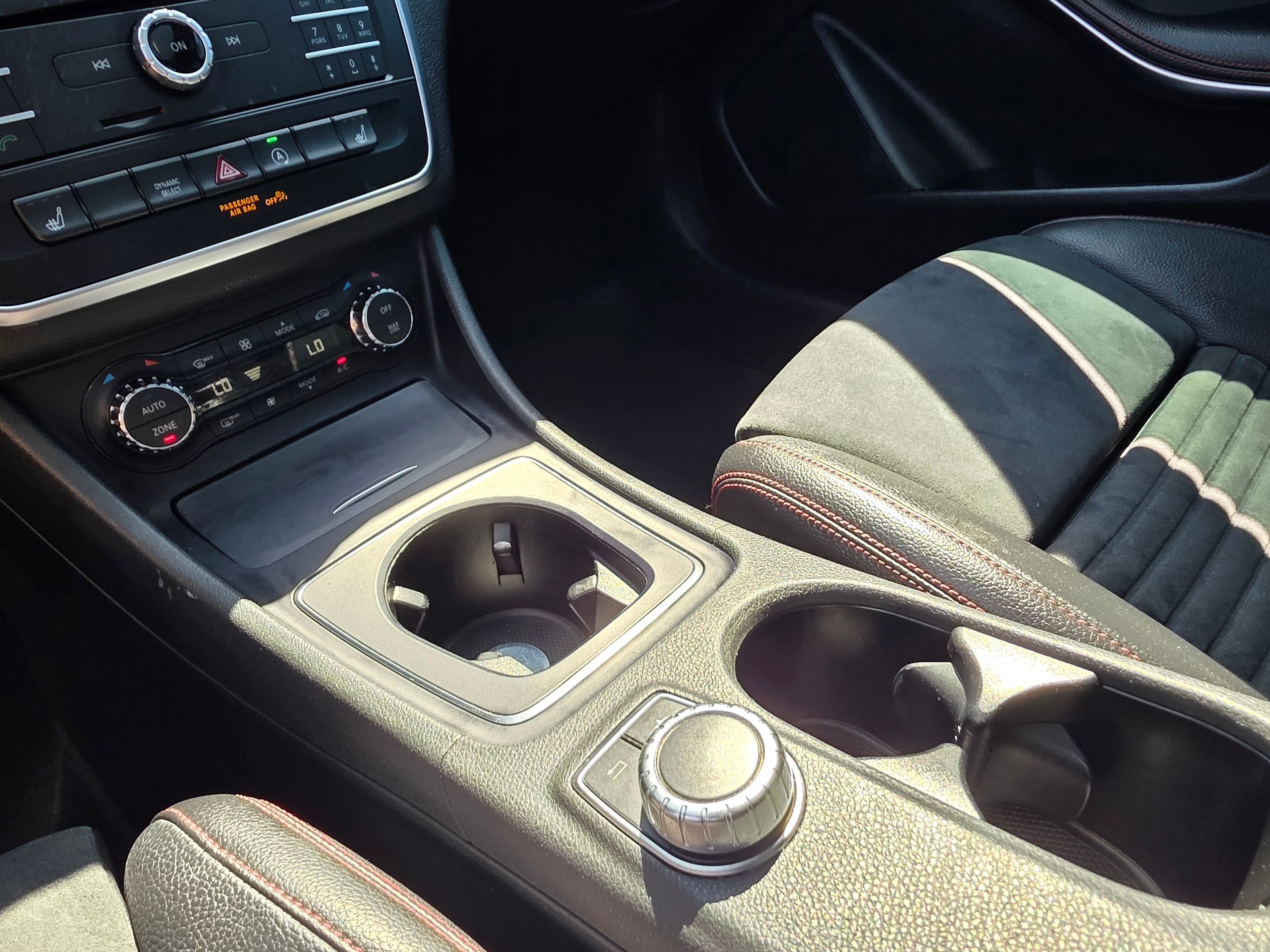 Photo 34 of this Mercedes-Benz CLA 250