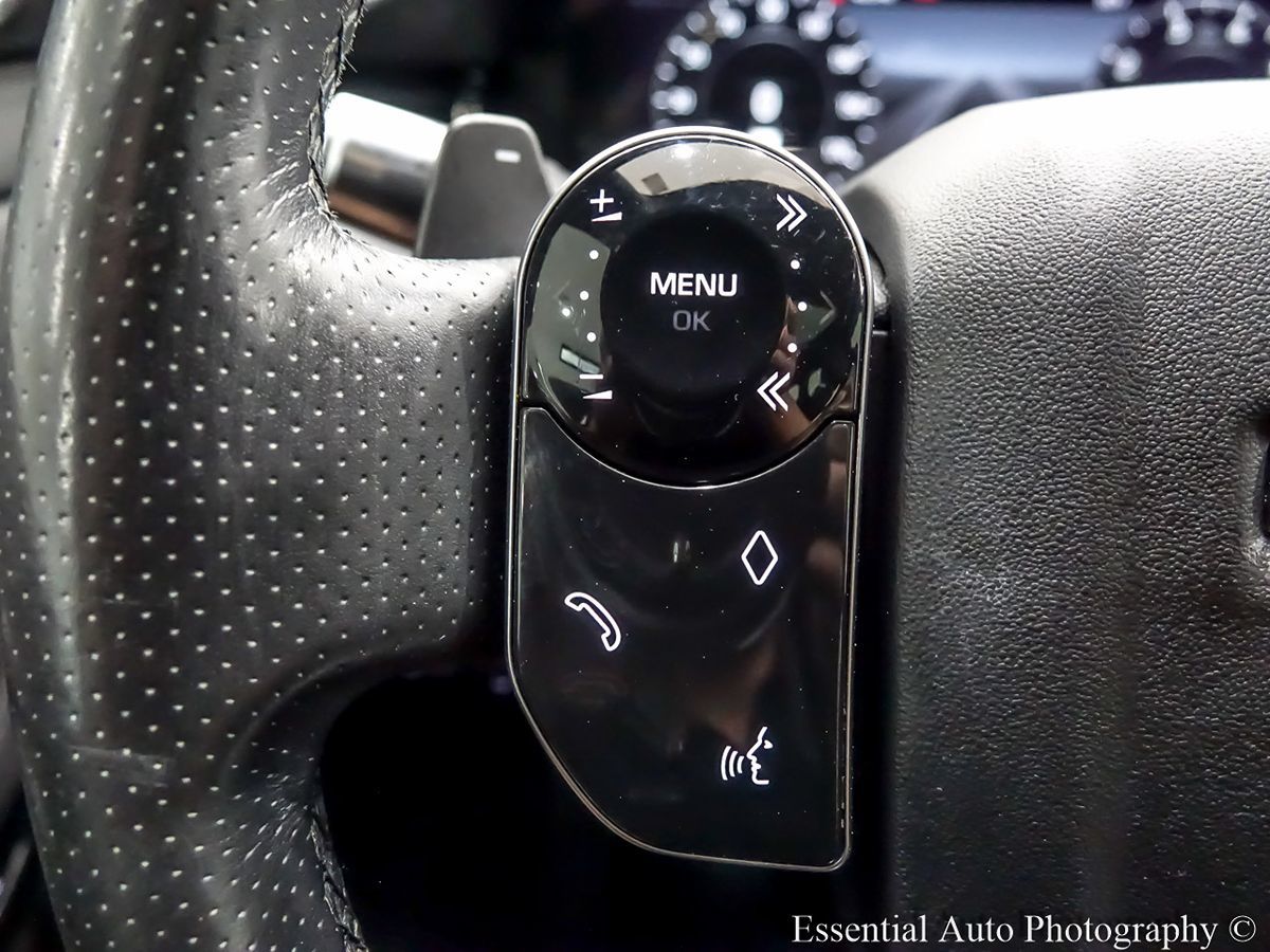 2020 Land Rover Range Rover Evoque SE - Photo 17