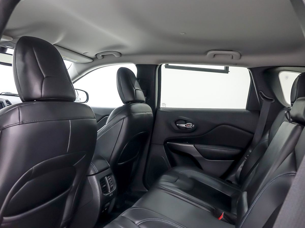 2020 Jeep Cherokee North - Photo 14