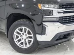 2020 Chevrolet Silverado 1500 LT photo 3