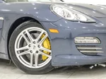 2012 Porsche Panamera 4 photo 2