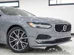 2018 Volvo S90 Momentum photo 2