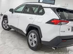 2025 Toyota RAV4 XLE photo 9