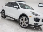2016 Porsche Cayenne photo 4