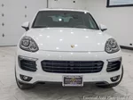 2016 Porsche Cayenne photo 6