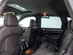 2016 Porsche Cayenne photo 15