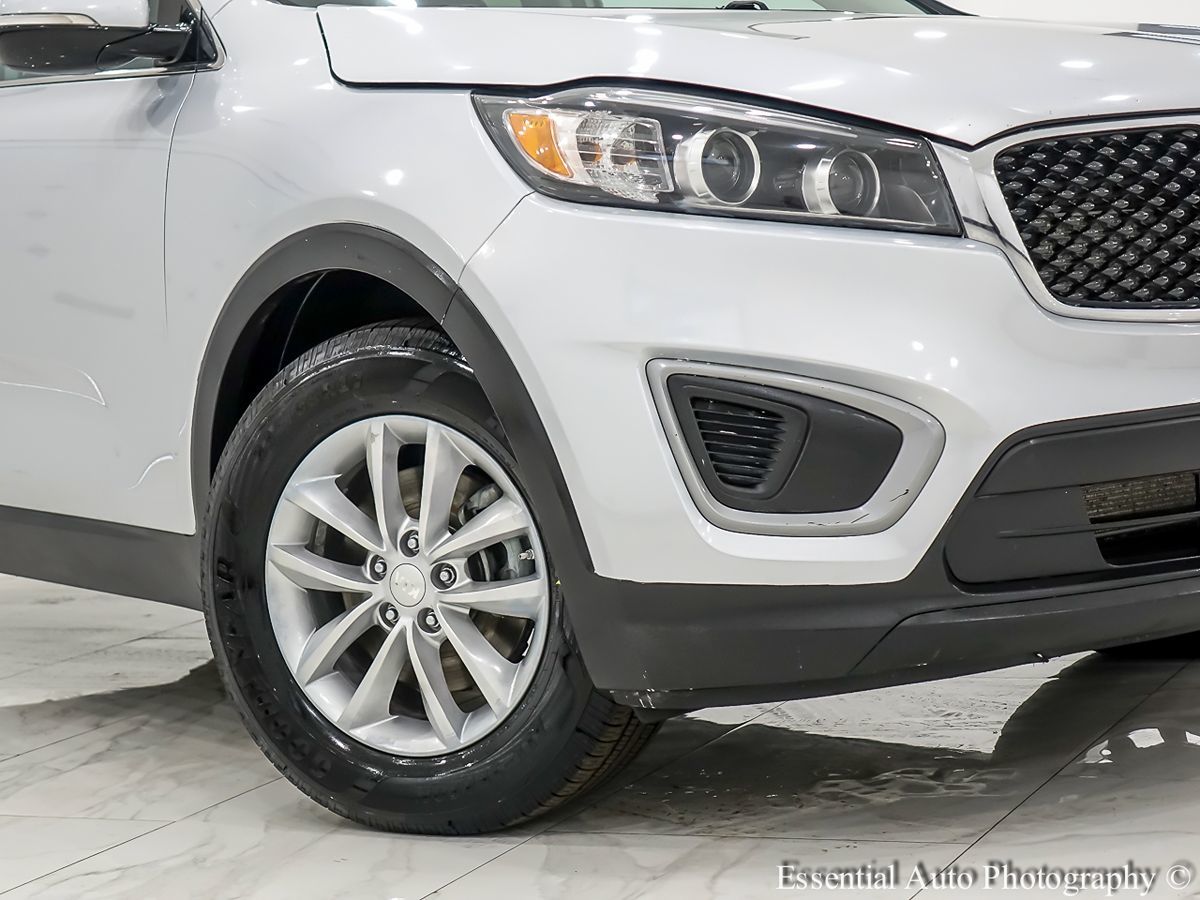 2017 Kia Sorento L - Photo 3